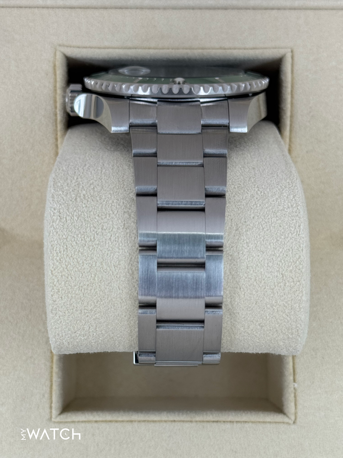 2018 Rolex Submariner “Hulkâ€?40mm 116610LV Green Dial - MyWatchLLC