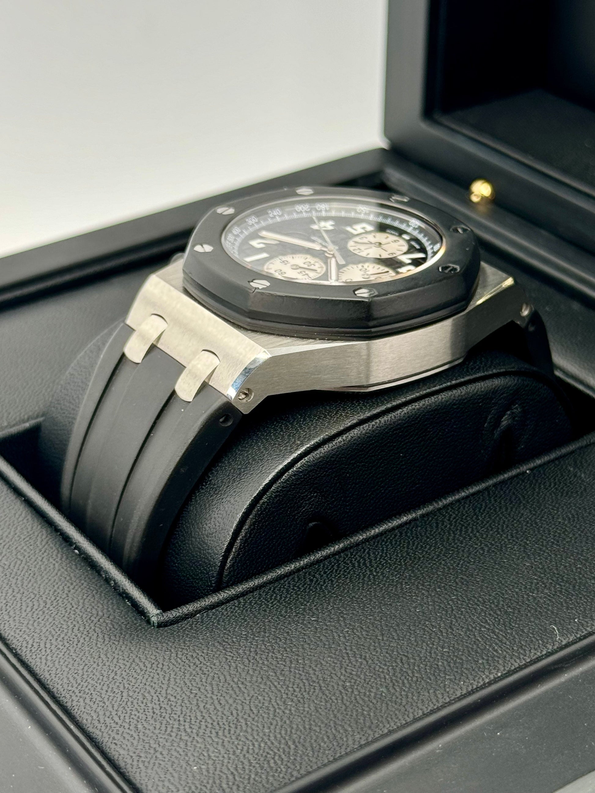 Audemars Piguet  Royal Oak  42mm 25940SK Offshore - MyWatchLLC