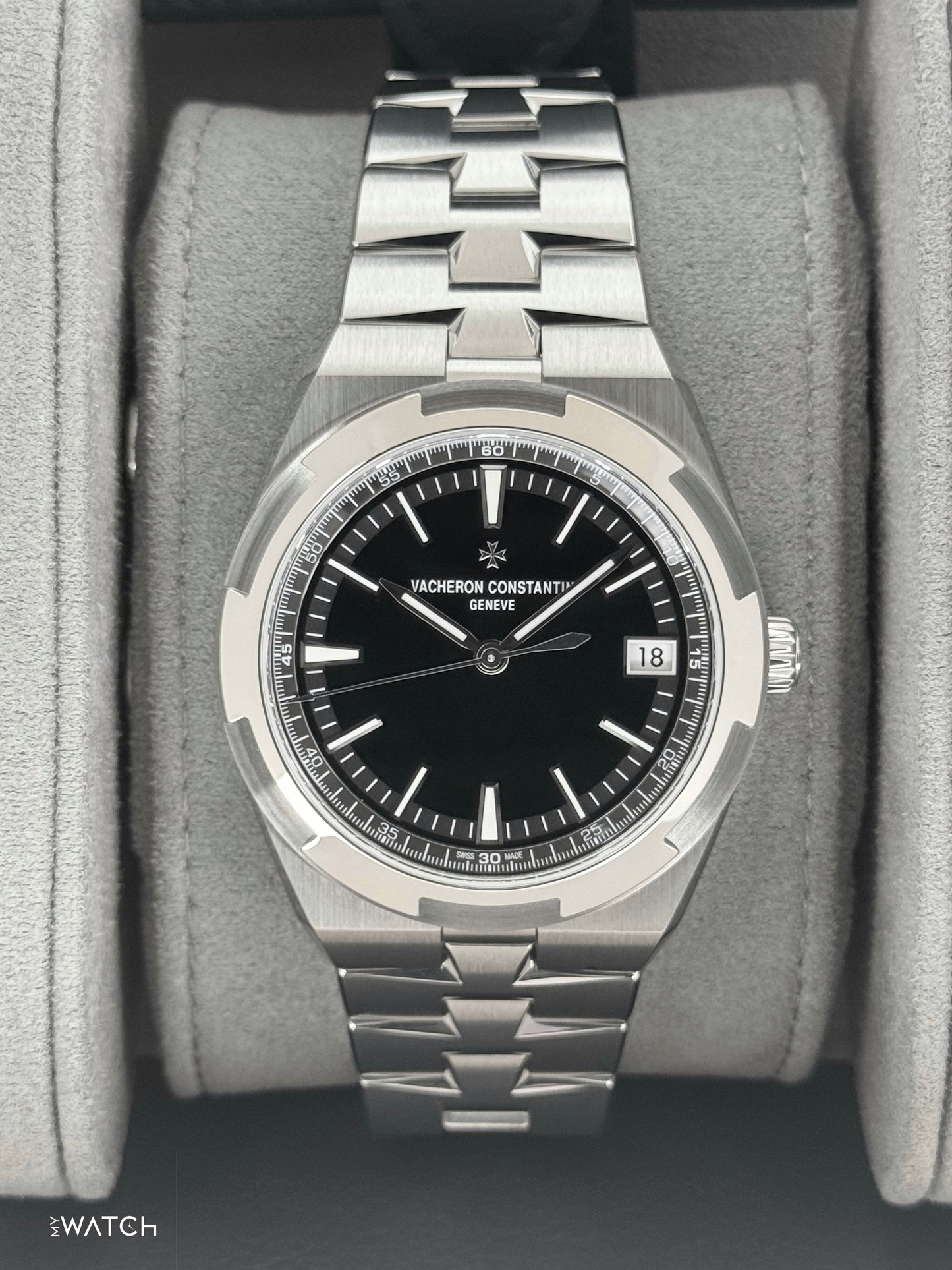 NEW 2025 Vacheron Constantin Overseas 41mm 4520V Stainless Steel Black Dial - MyWatchLLC