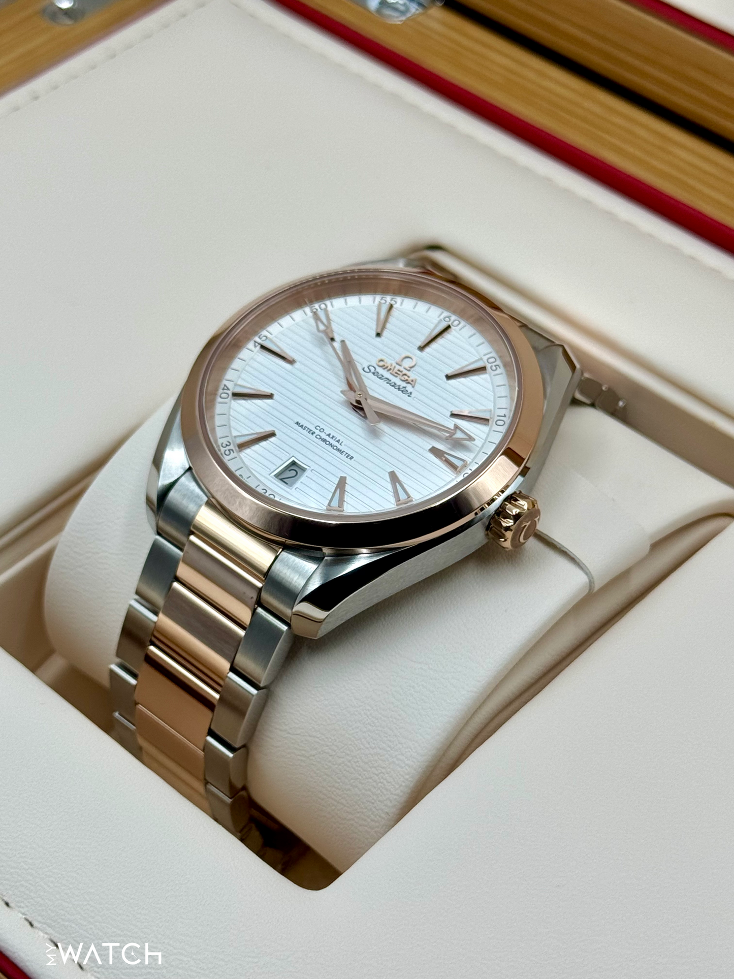 2025 Omega Seamaster Aqua Terra 41mm 220.20.41.21.02.001 Silver Dial - MyWatchLLC