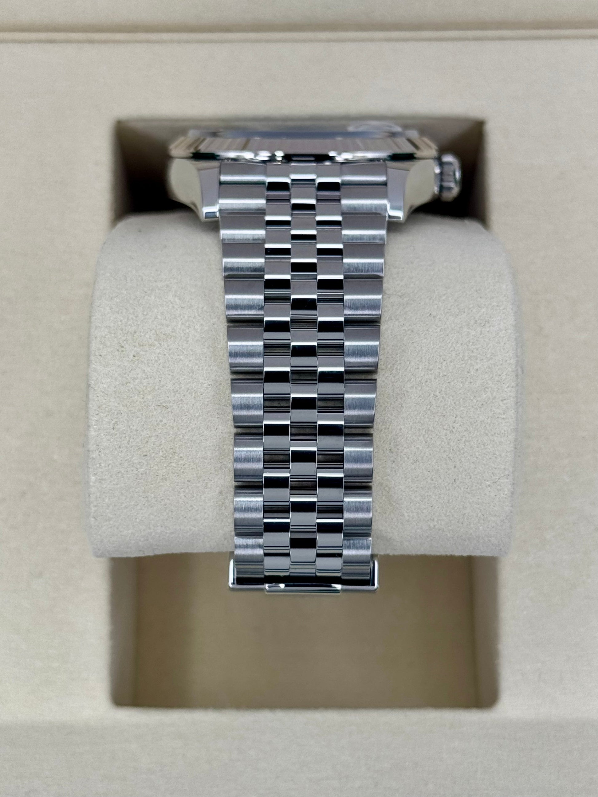 NEW 2025 Rolex Datejust 36mm 126234 Stainless Steel Jubilee Blue Dial - MyWatchLLC