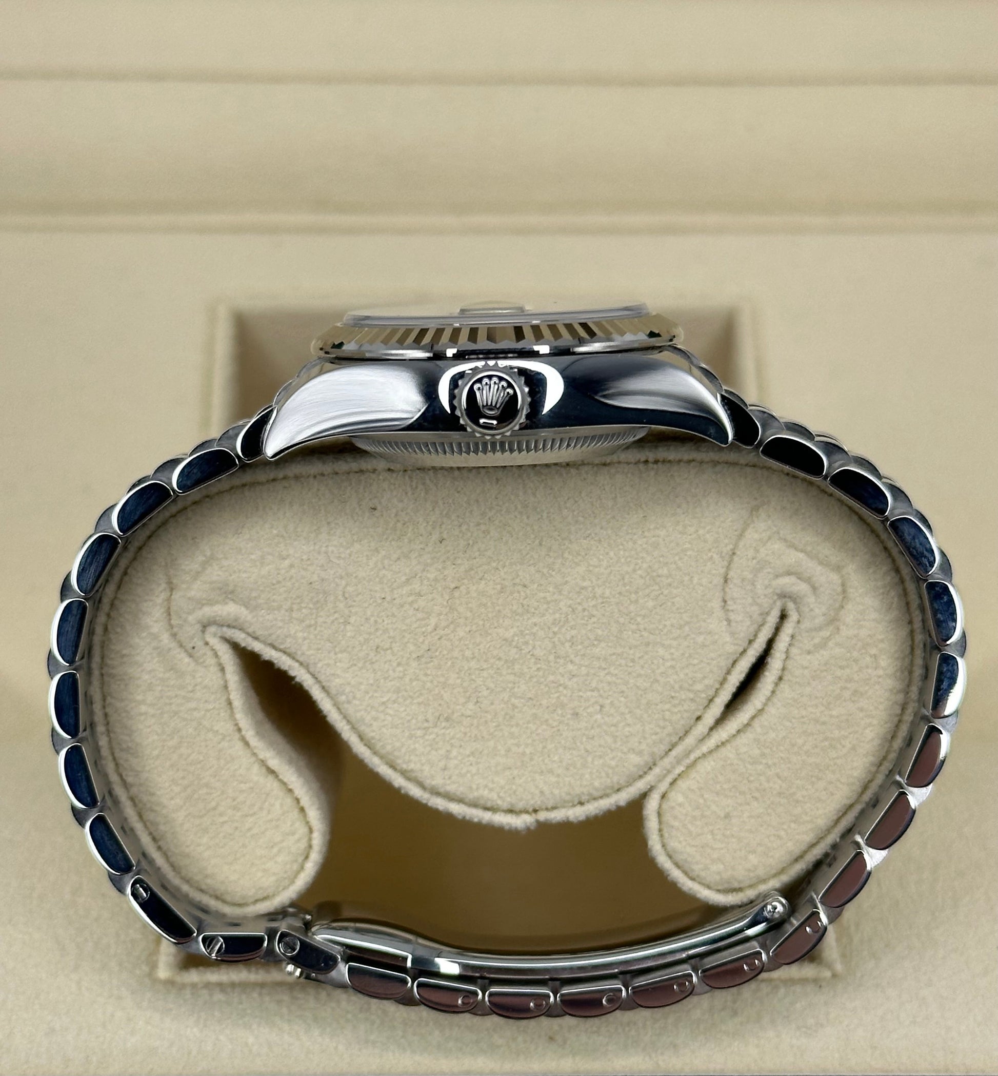 2022 Rolex Lady-Datejust 28mm 279174 Jubilee Mother of Pearl Diamond Dial - MyWatchLLC