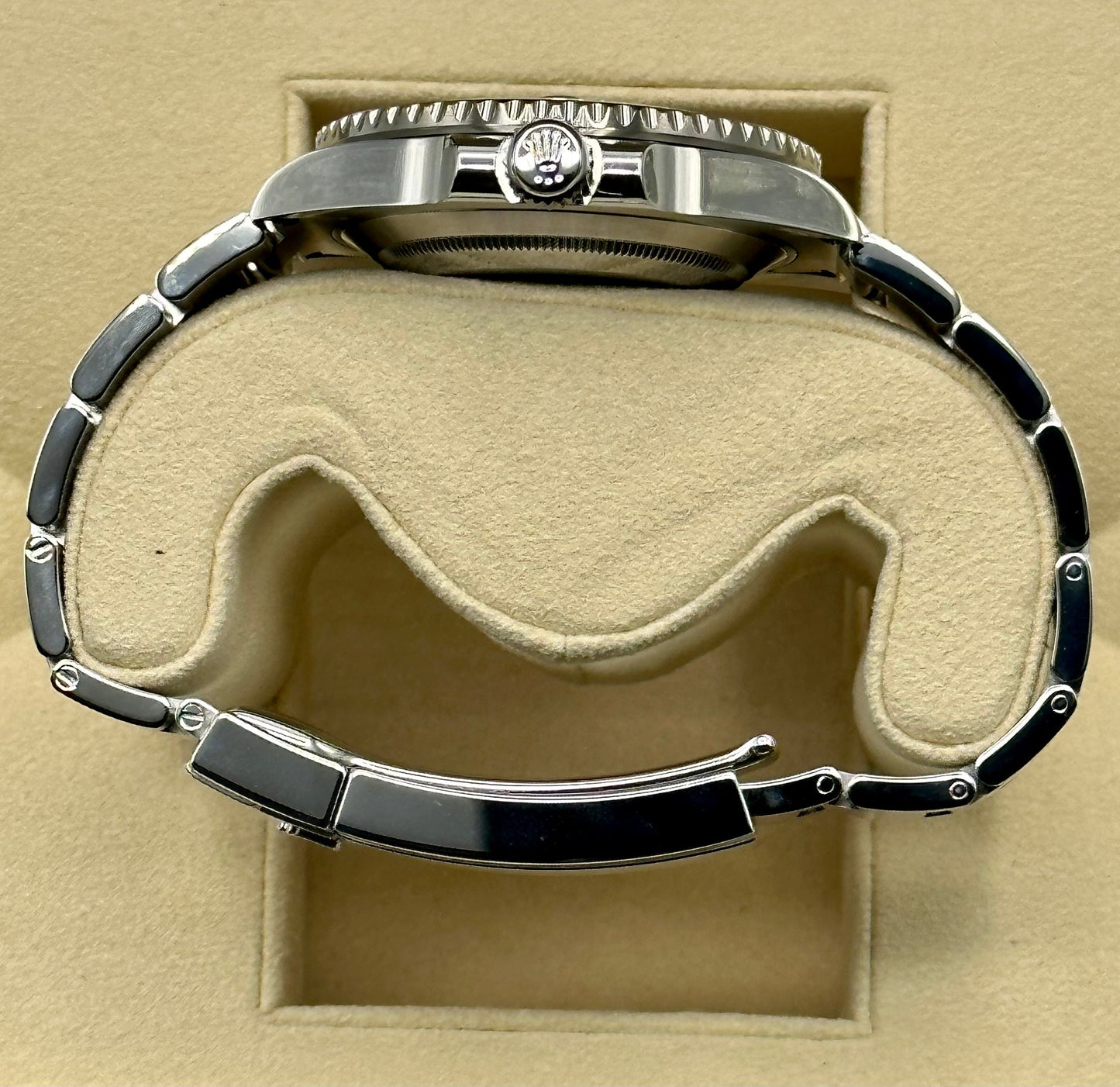 2015 Rolex Submariner Date "Hulk" 116610LV Green Dial Oyster - MyWatchLLC