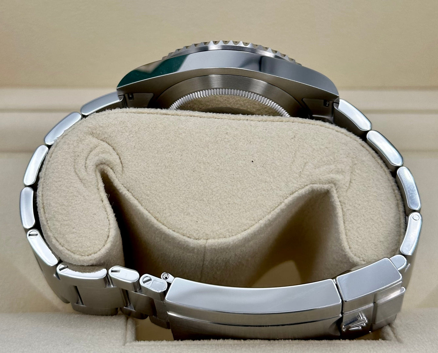 NEW 2022 Rolex Submariner Date “Starbucksâ€?41mm 126610LV Oyster Black Dial - MyWatchLLC