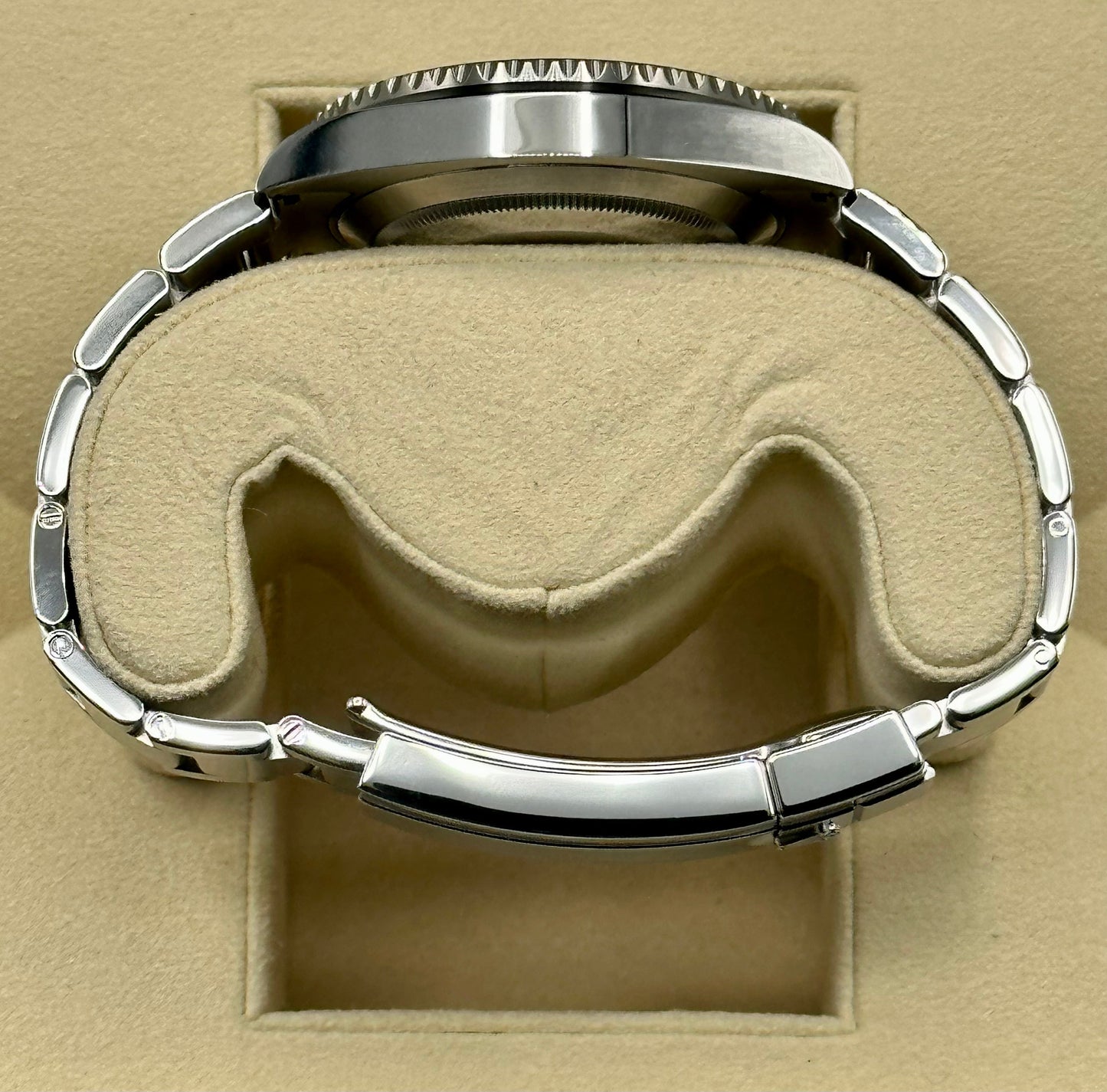 2015 Rolex Submariner Date "Hulk" 116610LV Green Dial Oyster - MyWatchLLC