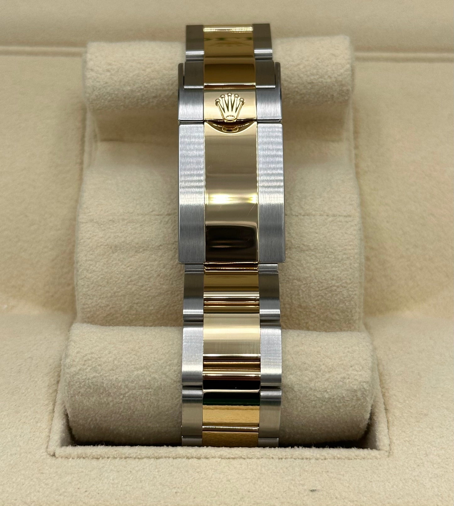 NEW 2023 Daytona 40mm 116503 Two-Tone Black Index Dial - MyWatchLLC