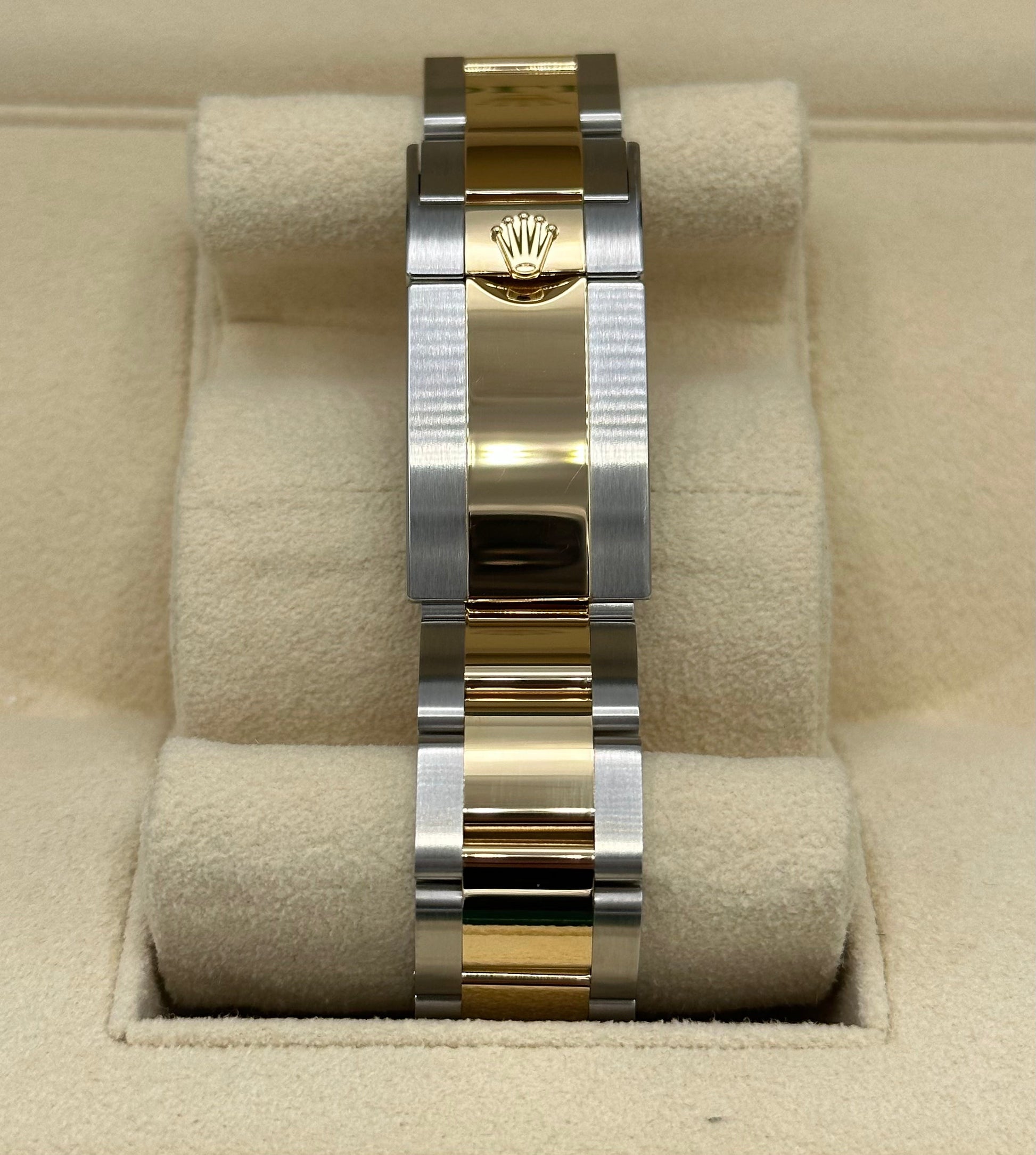 NEW 2023 Daytona 40mm 116503 Two-Tone Black Index Dial - MyWatchLLC