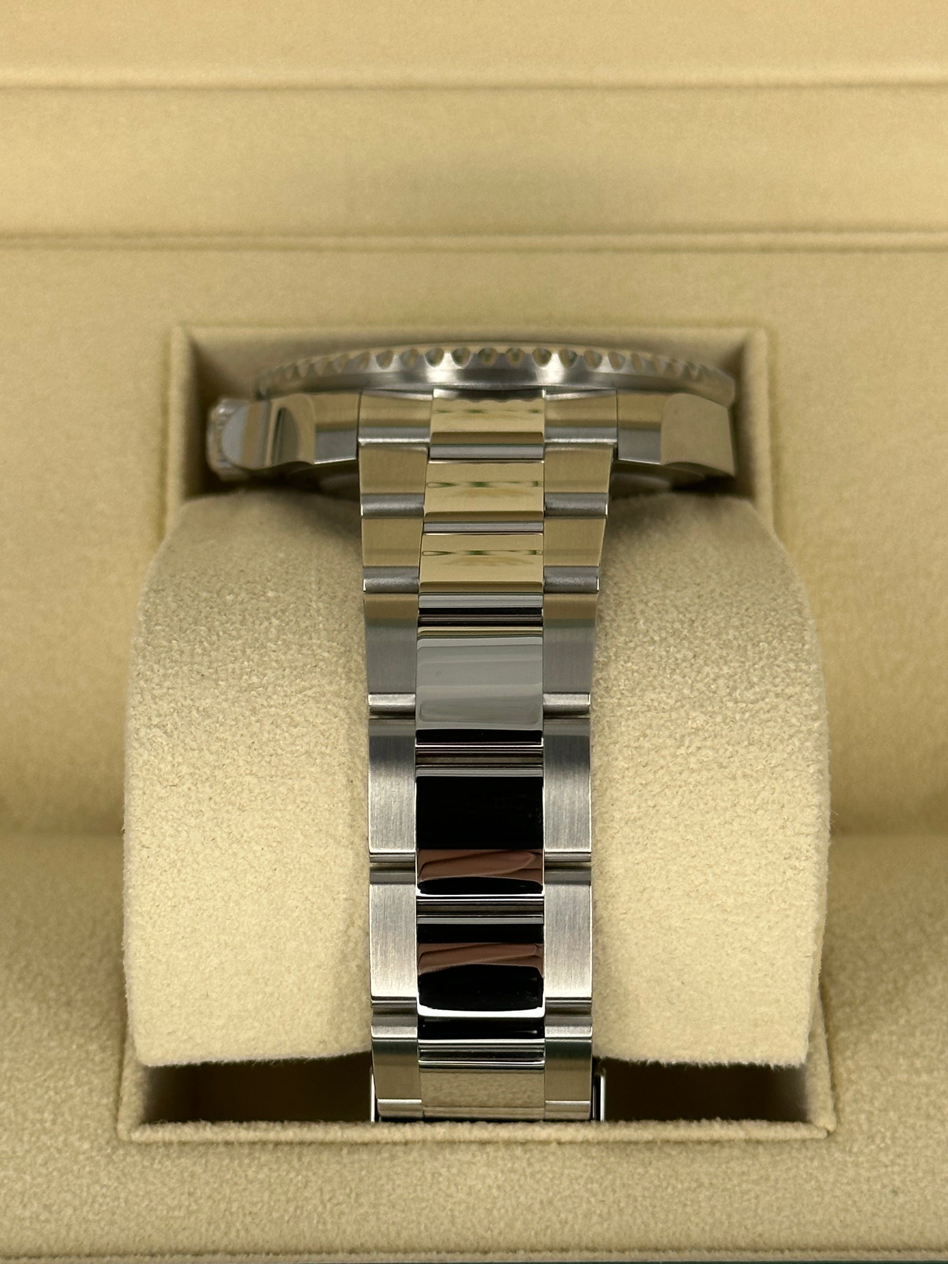 NEW 2023 Rolex GMT-Master II "Batman" 40mm 126710BLNR Oyster Black Dial - MyWatchLLC