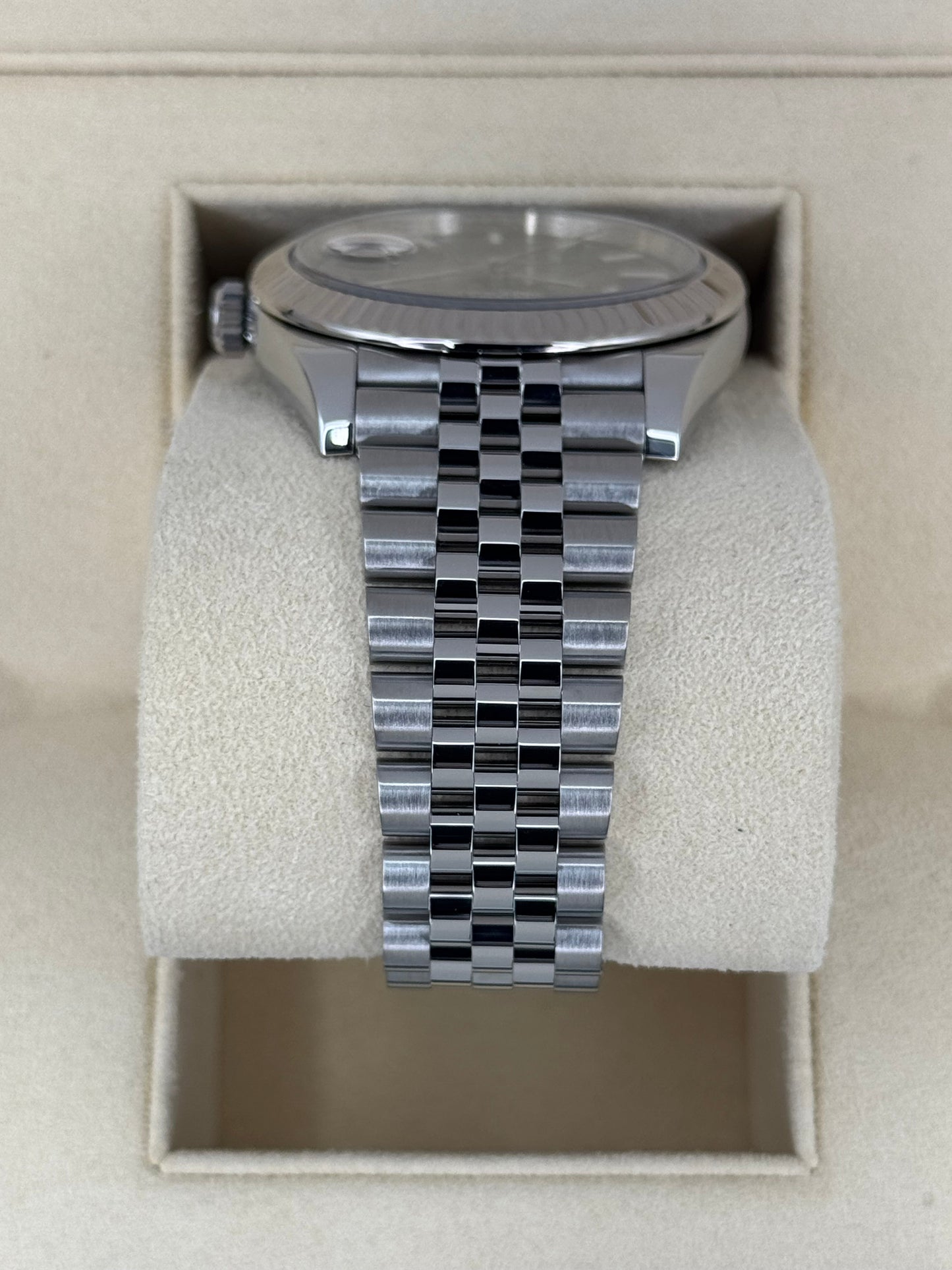 2017 Rolex Datejust 41mm 126334 Stainless Steel Jubilee Rhodium Dial - MyWatchLLC