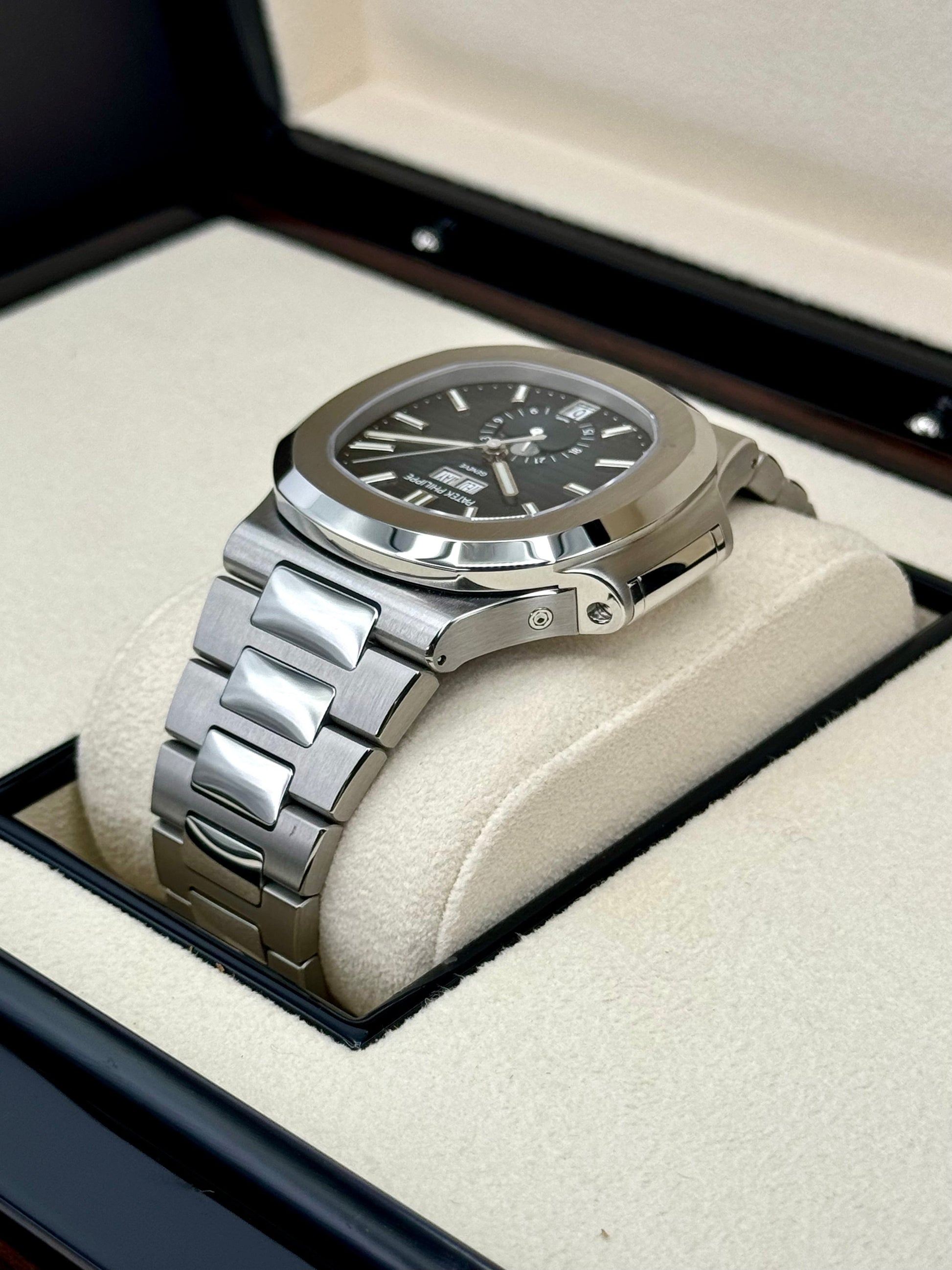 NEW 2022 Patek Philippe 40.5mm 5726/1A-014 Nautilus Moonphase Blue Dial - MyWatchLLC