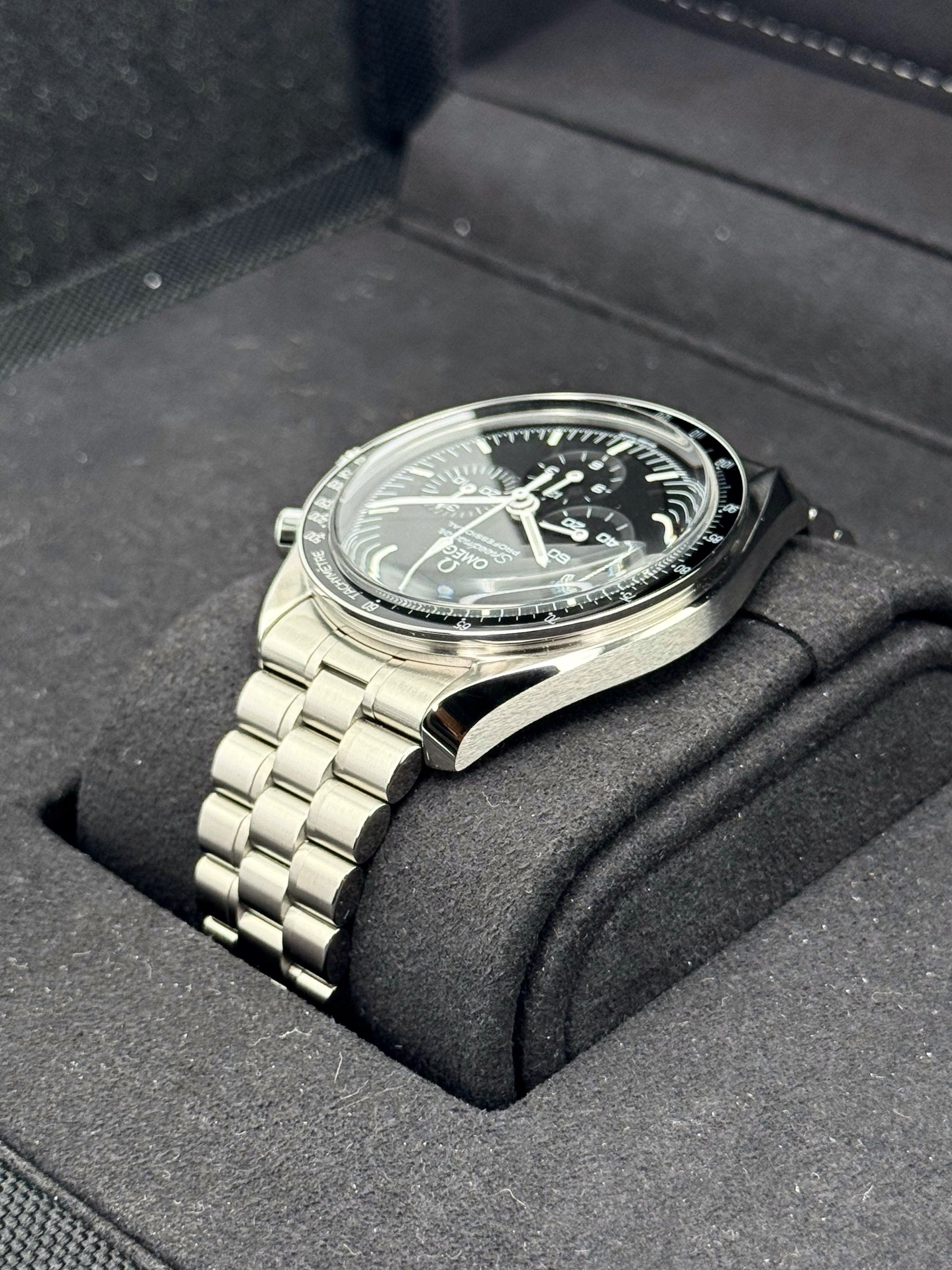 2021 Omega 42mm 310.30.42.50.01.001 Speedmaster Moonwatch - MyWatchLLC