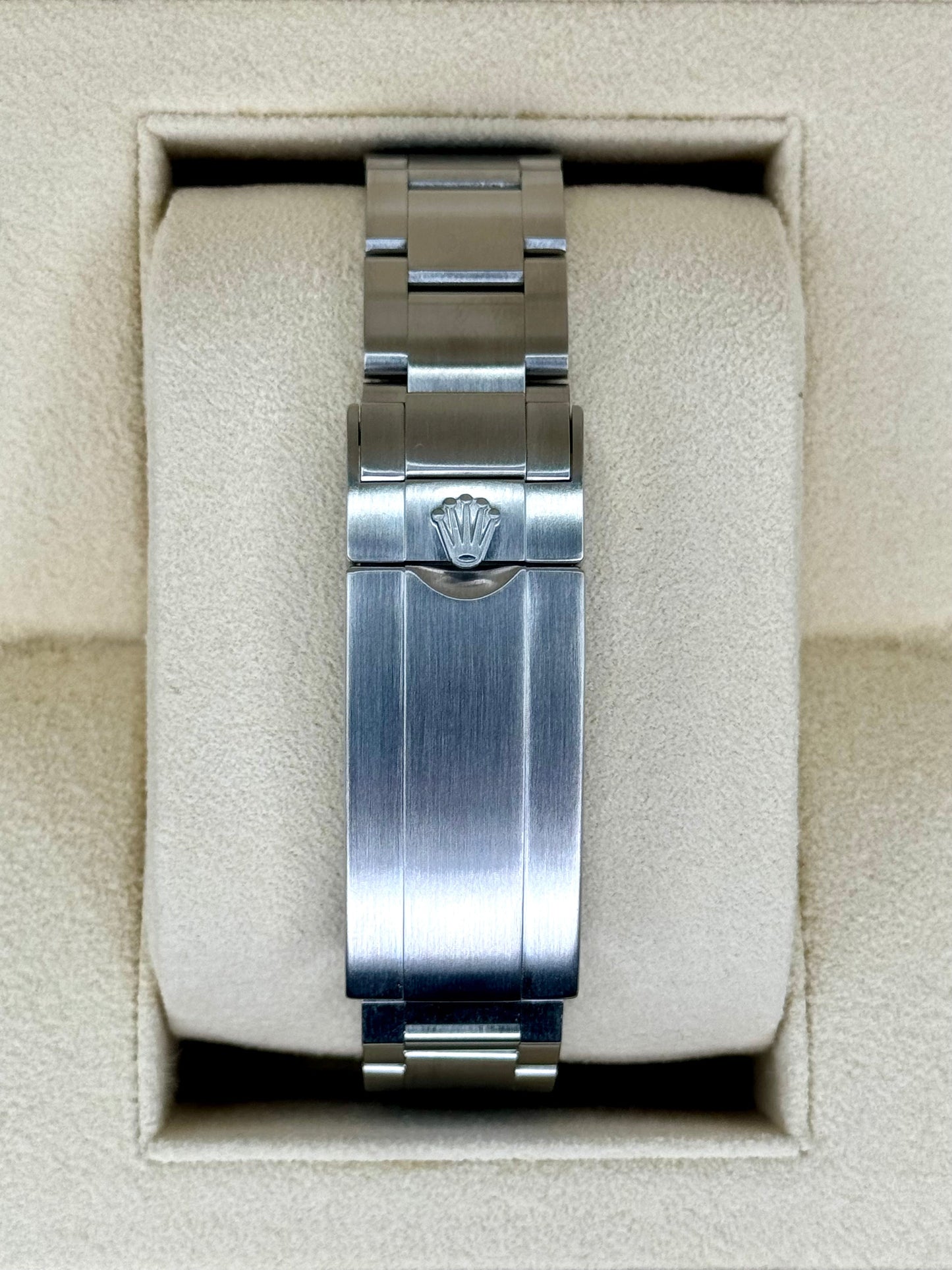 2017 Rolex Submariner "Hulk" 40mm 116610LV Green Dial - MyWatchLLC