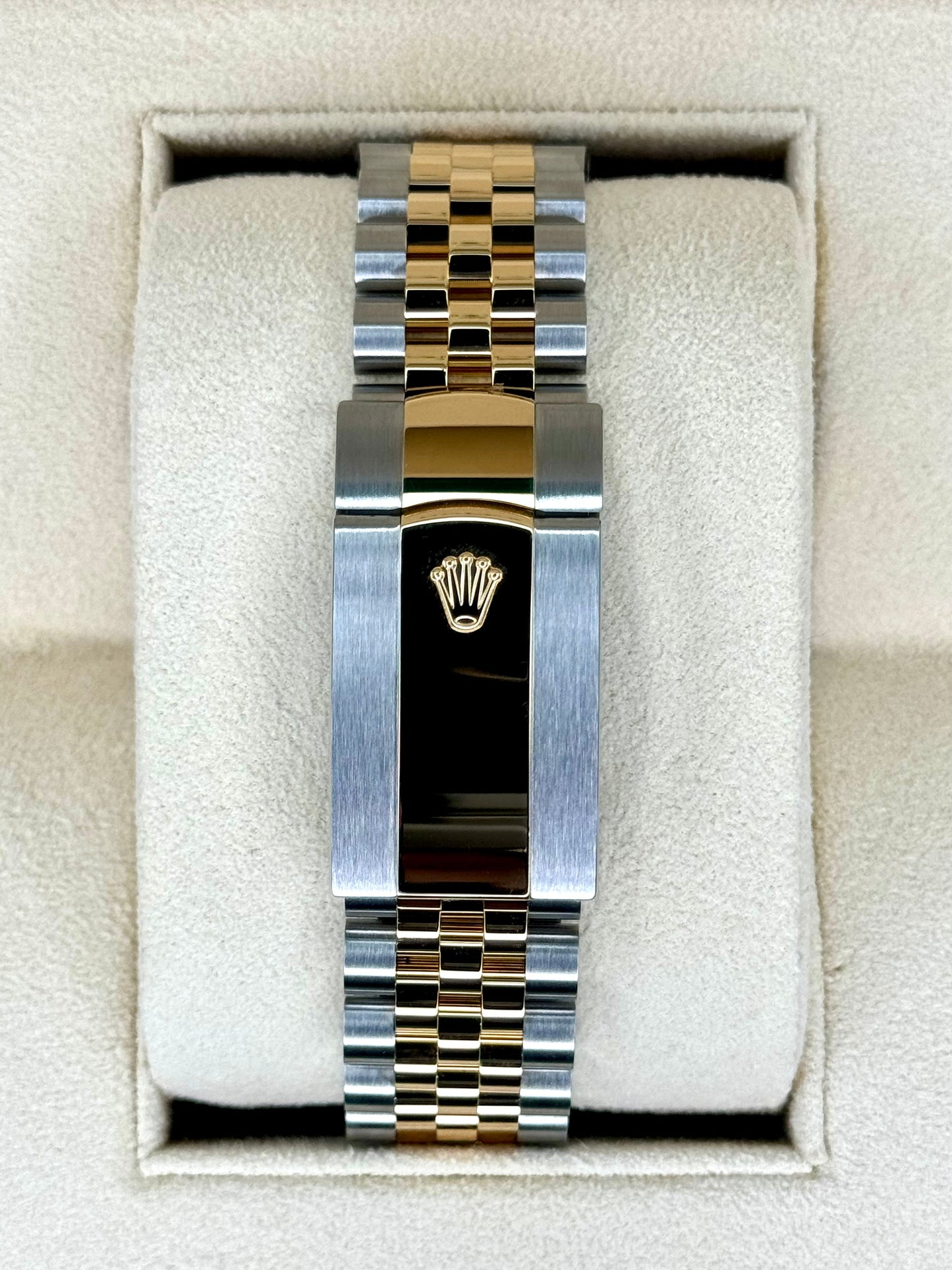 NEW 2024 Rolex Sky-Dweller 42mm 336933 Jubilee Champagne Dial - MyWatchLLC