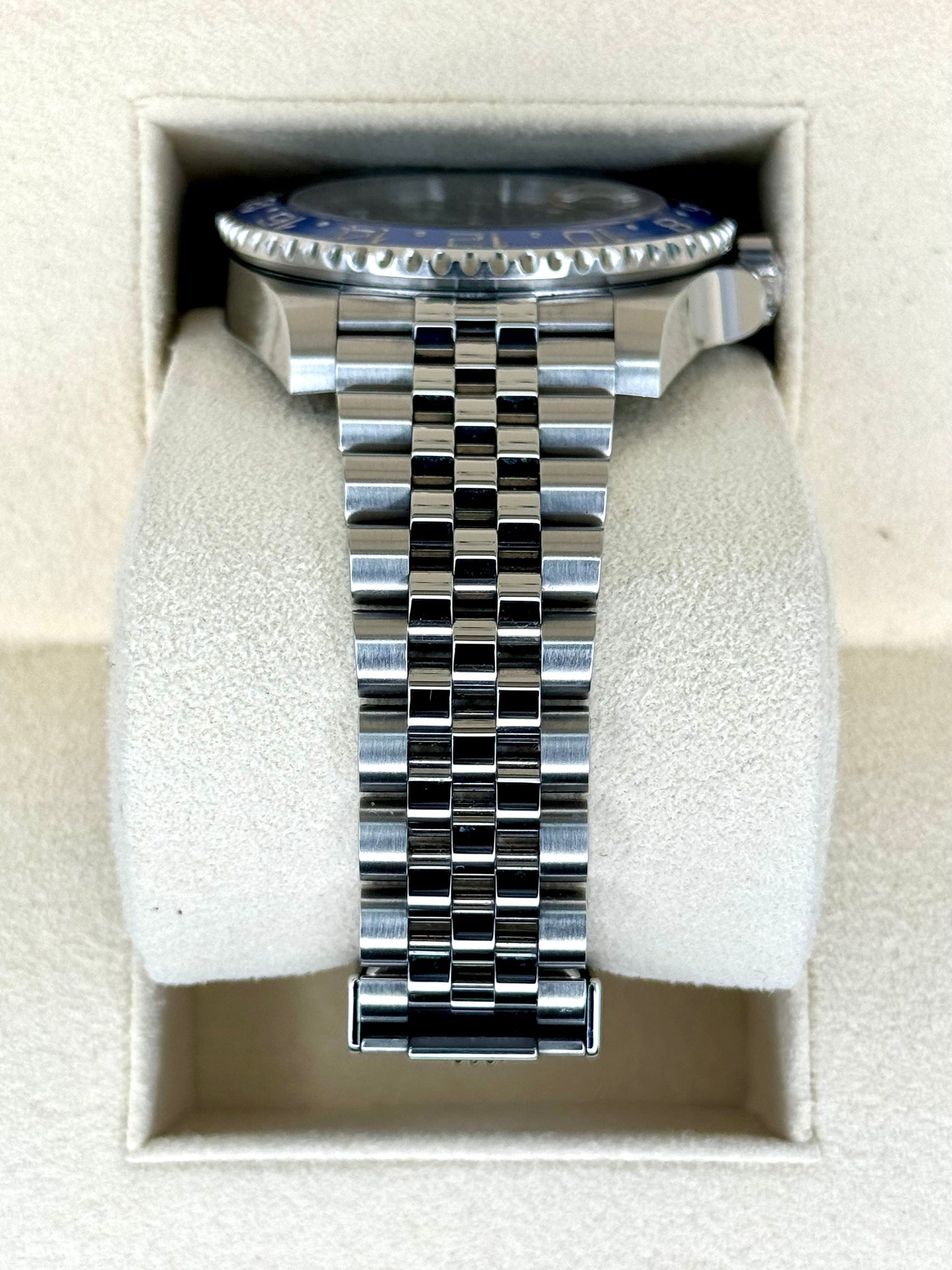 2019 Rolex GMT-Master II “Batgirlâ€?40mm 126710BLNR Jubilee Black Dial - MyWatchLLC