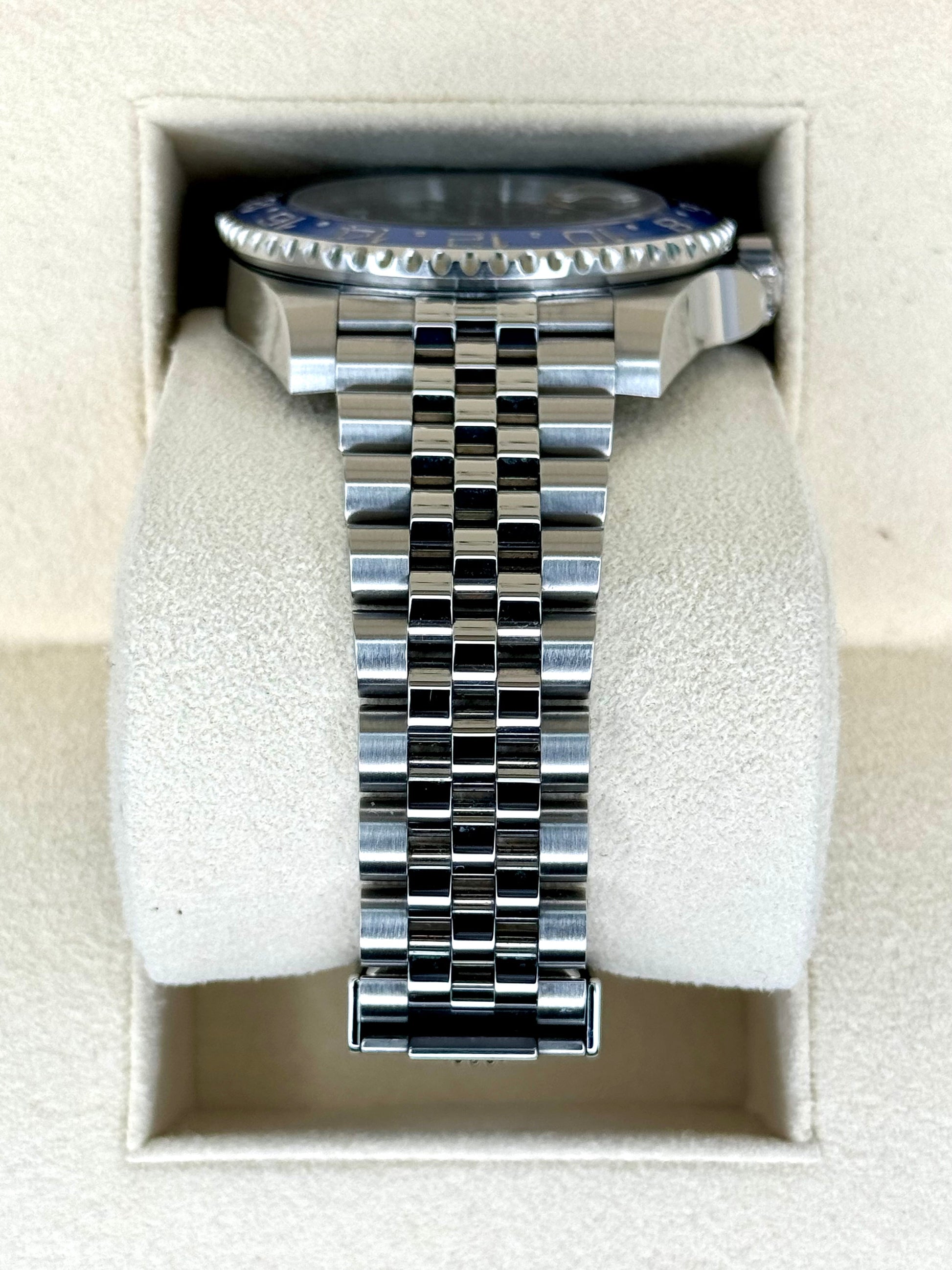 2019 Rolex GMT-Master II “Batgirlâ€?40mm 126710BLNR Jubilee Black Dial - MyWatchLLC