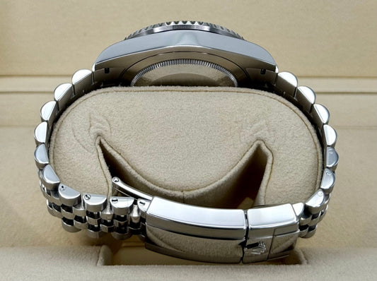 2019 Rolex GMT-Master II “Batgirlâ€?40mm 126710BLNR Jubilee Black Dial - MyWatchLLC