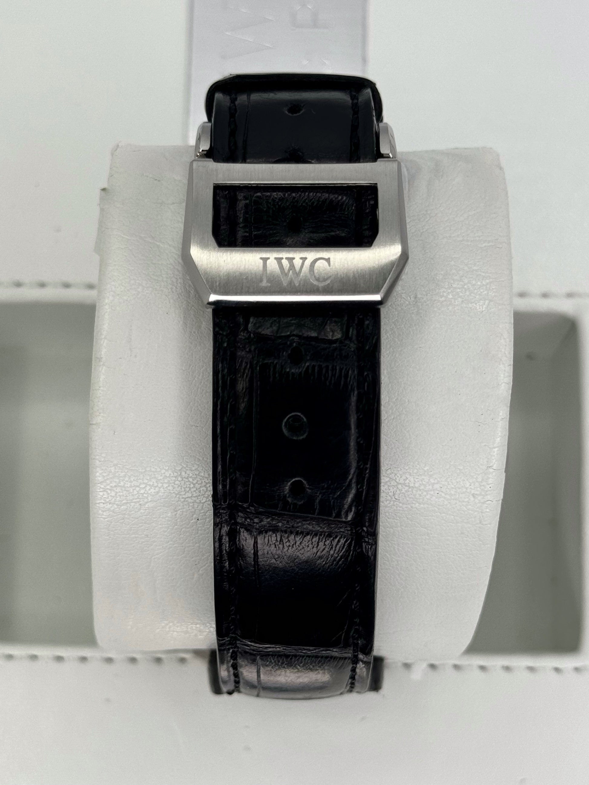 2010 IWC Big Pilot 46mm IW500401 Stainless Steel Black Dial - MyWatchLLC