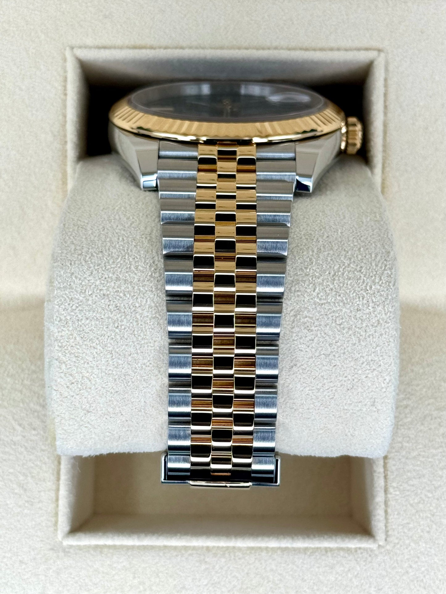 NEW 2024 Rolex Datejust 41mm 126333 Two-Tone Jubilee Wimbledon Dial - MyWatchLLC