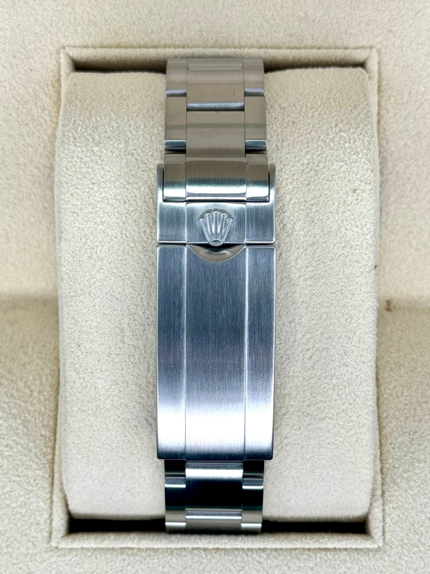 2019 Rolex Submariner "Hulk" 40mm 116610LV Green Dial - MyWatchLLC