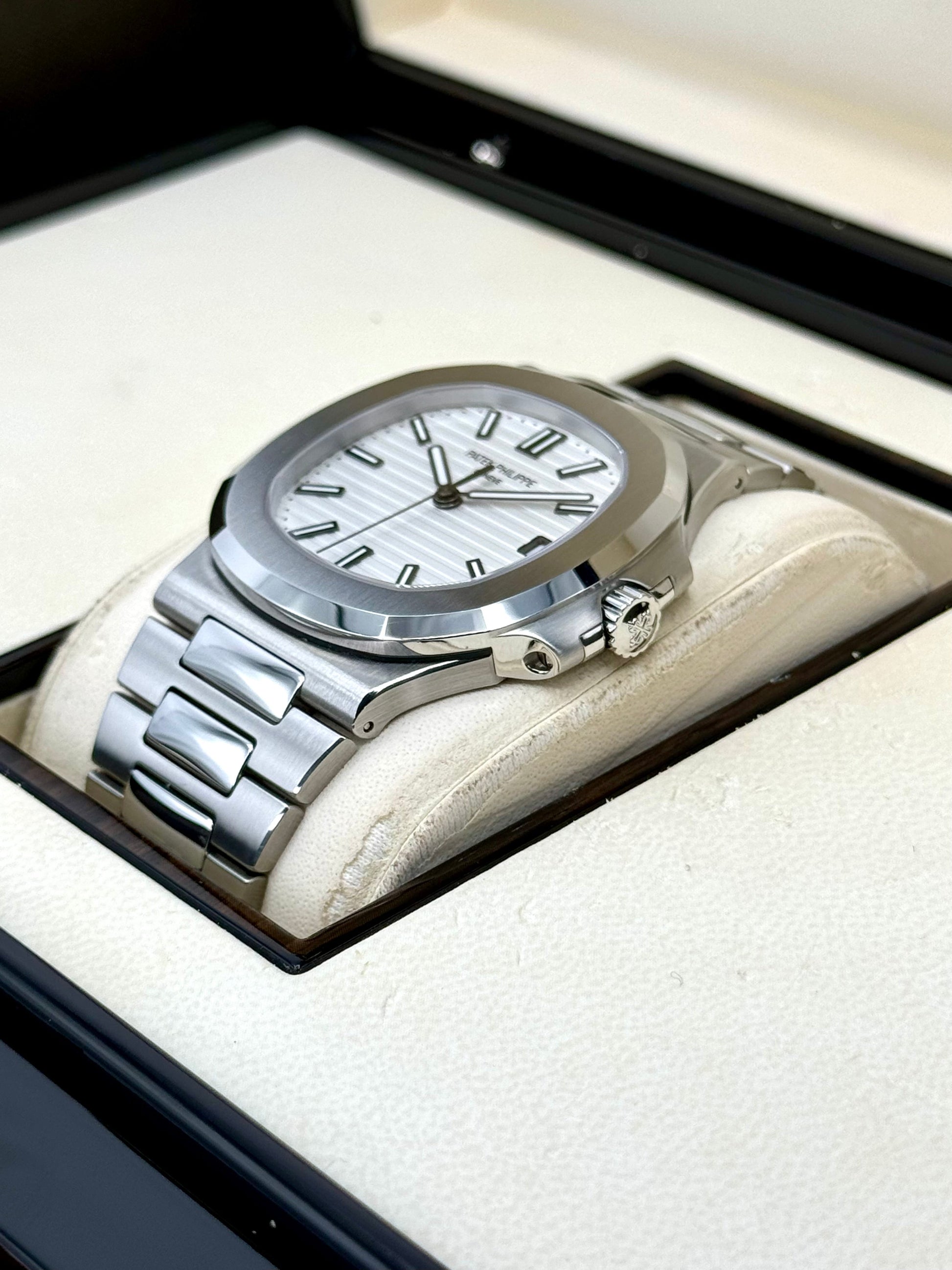 2015 Patek Philippe Nautilus 40mm 5711/1A Stainless Steel White Dial - MyWatchLLC