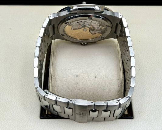 2015 Patek Philippe Nautilus 40mm 5711/1A Stainless Steel White Dial - MyWatchLLC