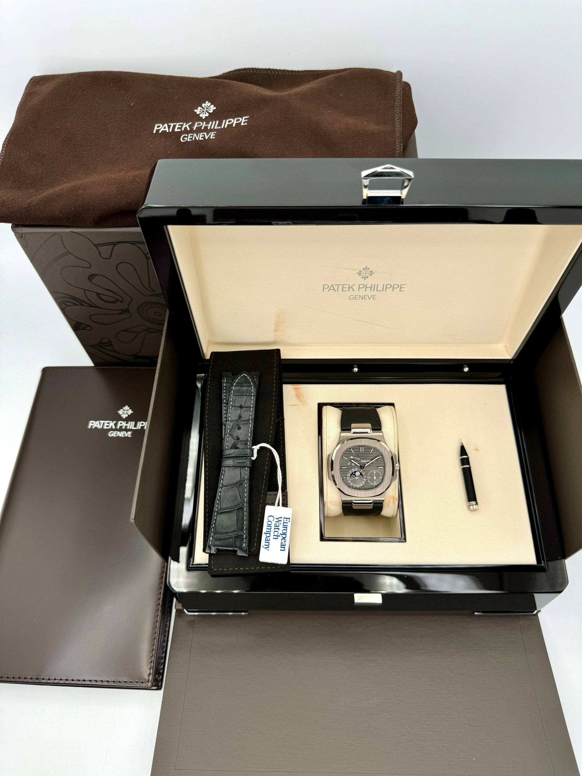 2023 Patek Philippe Nautilus 40mm 5712G White Gold Grey Dial - MyWatchLLC