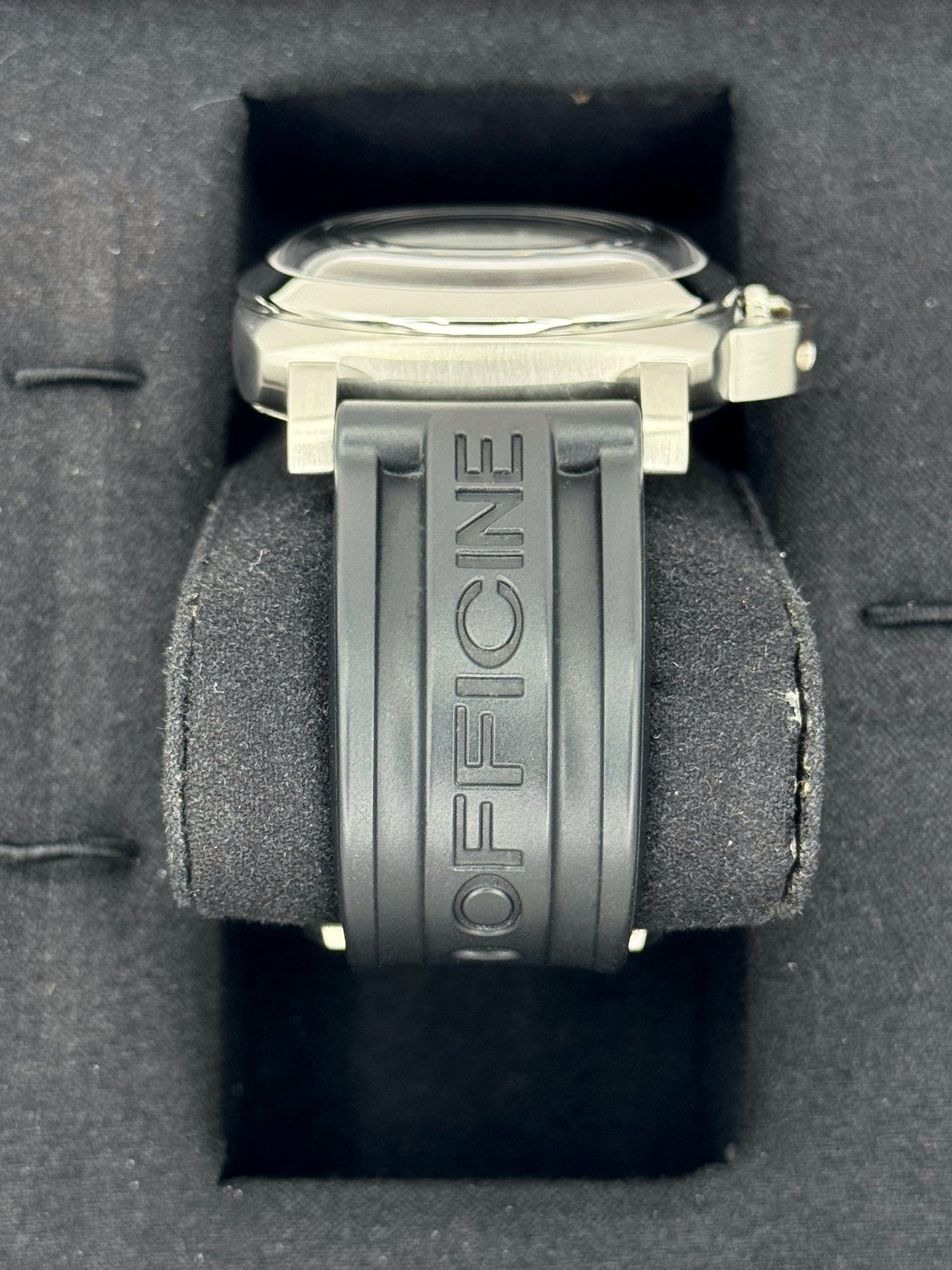 2009 Panerai Luminor 1950 8 Days GMT 44mm PAM00233 Black Dial - MyWatchLLC