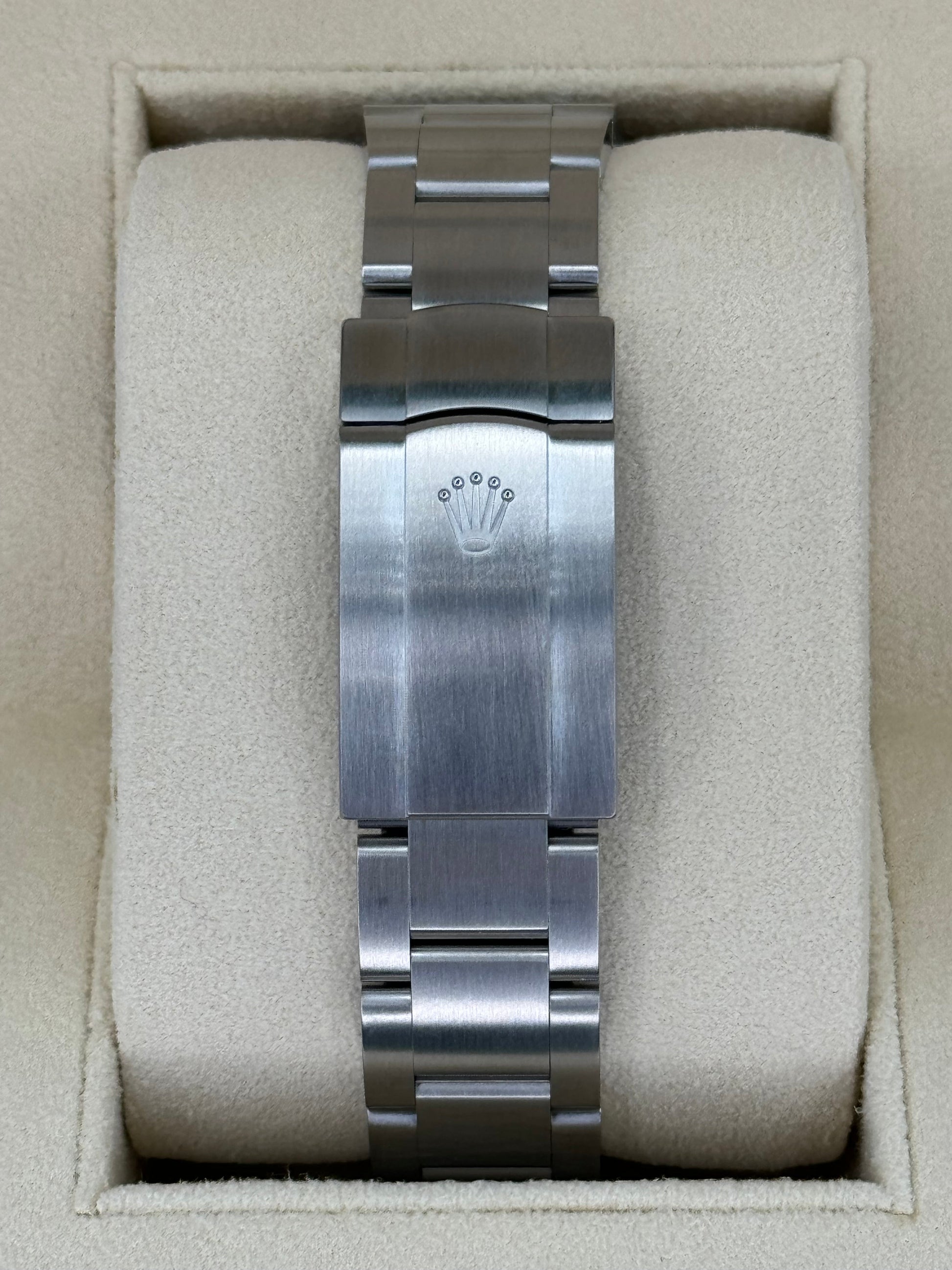 NEW 2023 Rolex Oyster Perpetual 41mm 124300 Stainless Steel Green Dial - MyWatchLLC