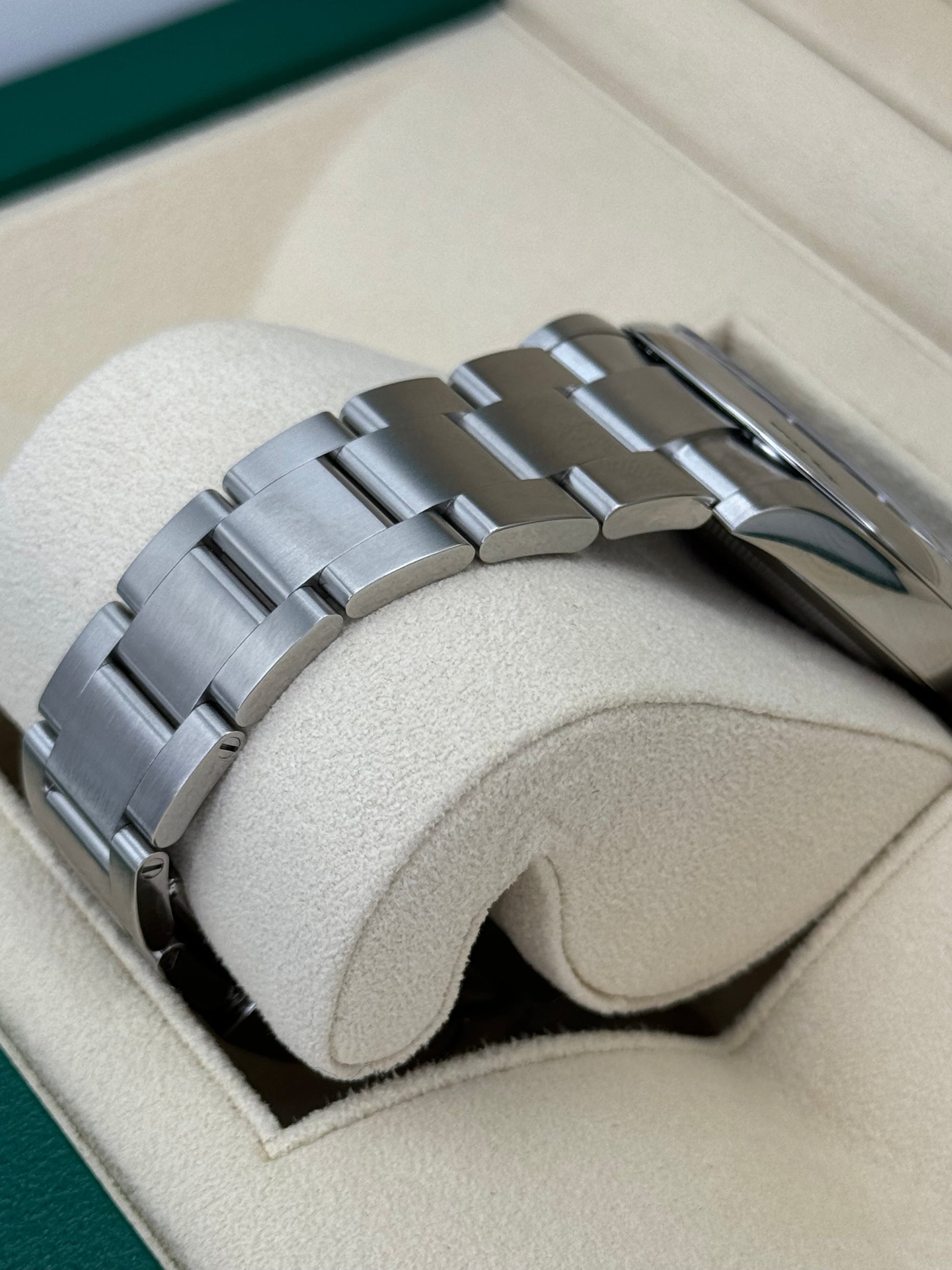 NEW 2023 Rolex Oyster Perpetual 41mm 124300 Stainless Steel Green Dial - MyWatchLLC