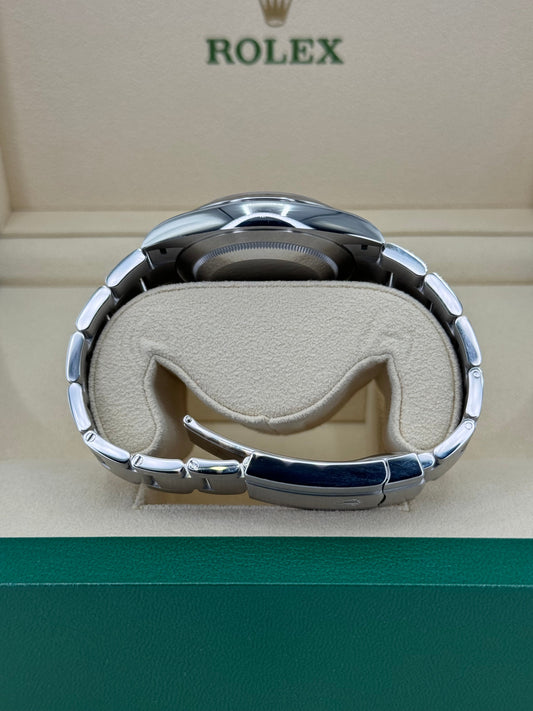 NEW 2023 Rolex Oyster Perpetual 41mm 124300 Stainless Steel Green Dial - MyWatchLLC