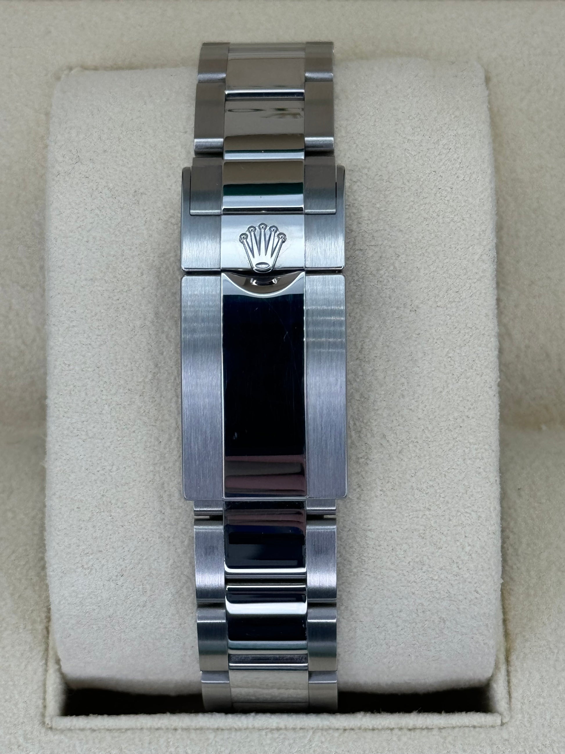2023 Rolex Yacht-Master 40mm 126622 Stainless Steel Blue Dial - MyWatchLLC