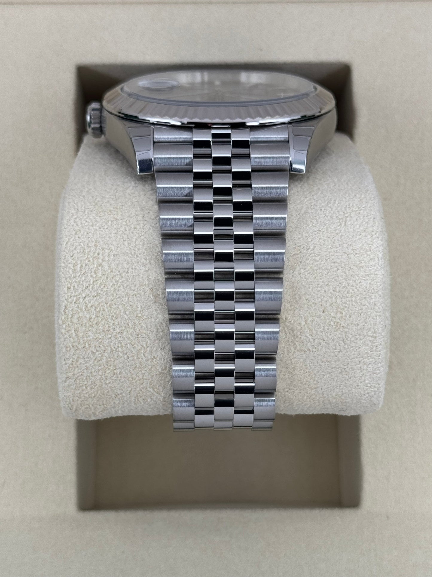 NEW 2025 Rolex Datejust 41mm 126334 Stainless Steel Jubilee Blue Dial - MyWatchLLC