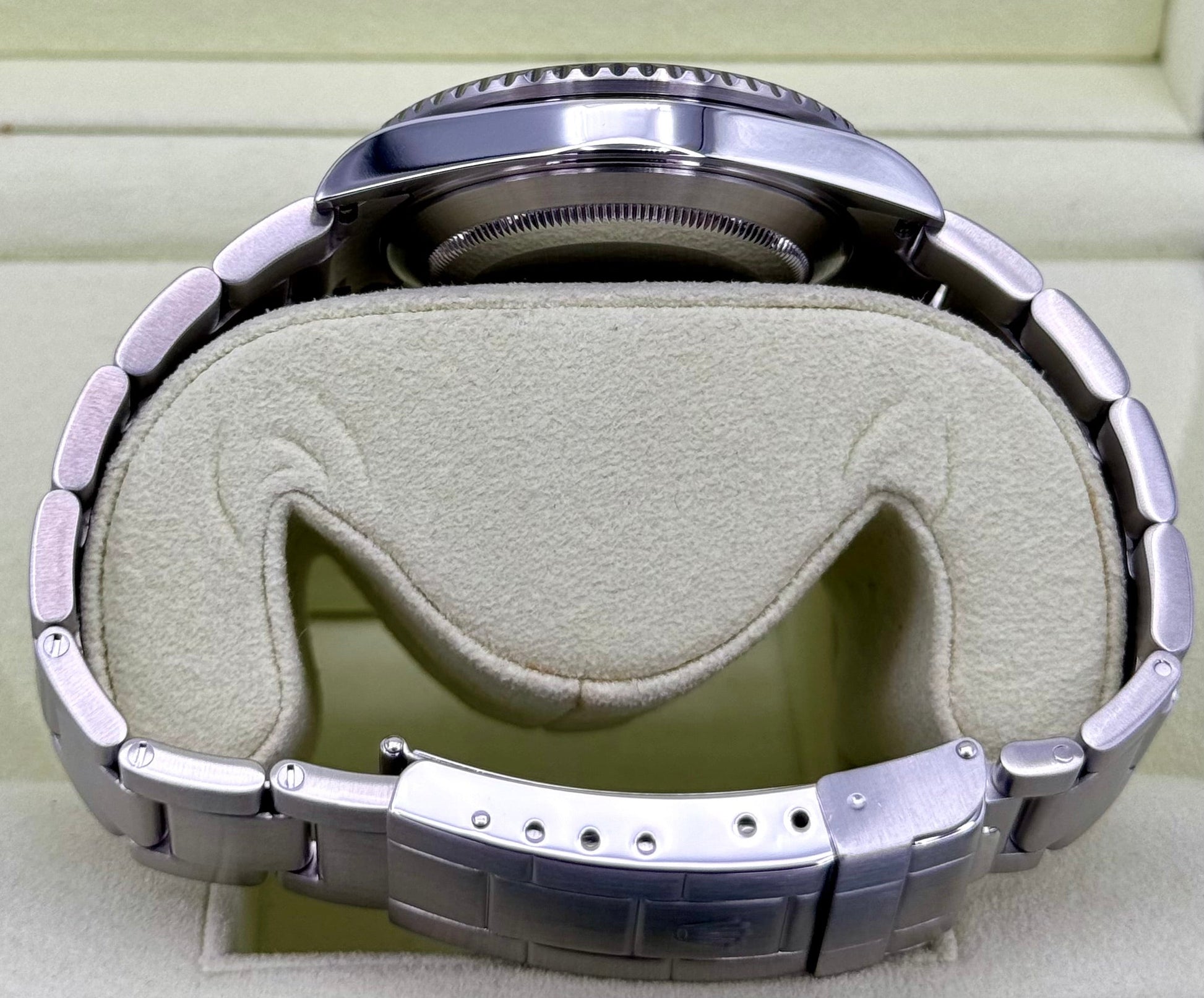 2010 Rolex Submariner Date 40mm 16610 Stainless Steel Black Dial - MyWatchLLC