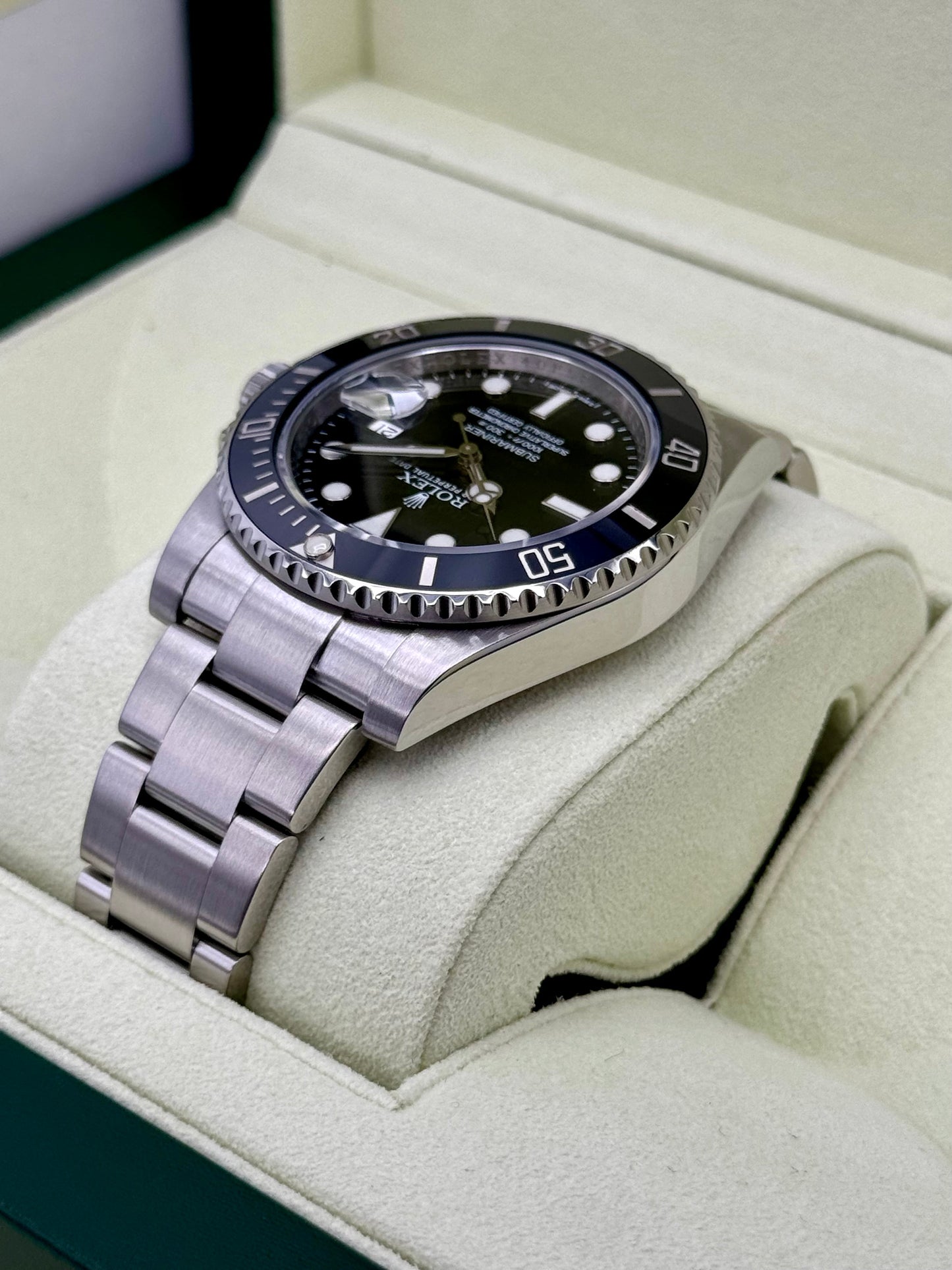 2011 Rolex Submariner 40mm 116610 Stainless Steel Black Dial - MyWatchLLC