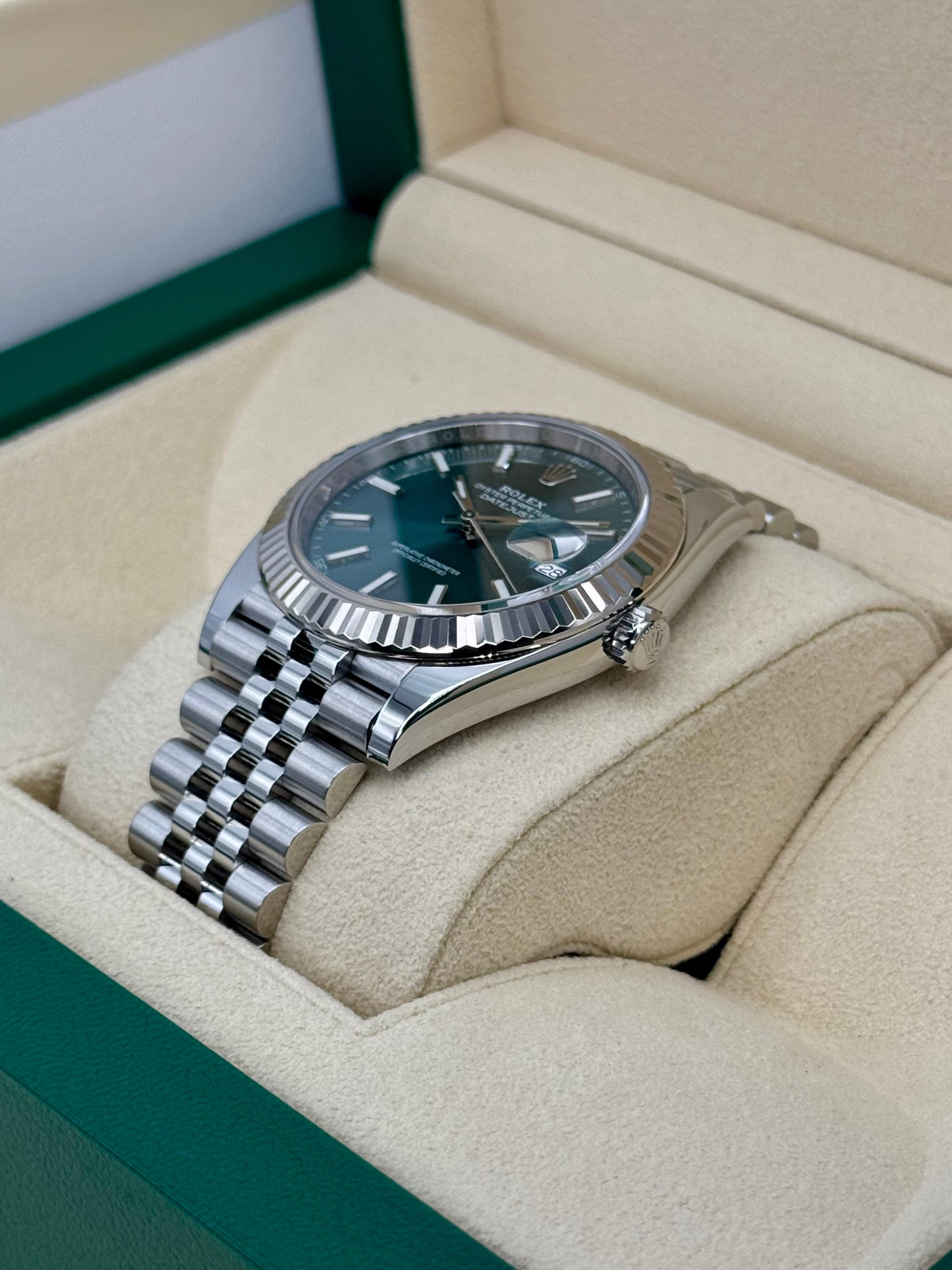 2022 Rolex Datejust 41mm 126334 Stainless Steel Jubilee Green Dial - MyWatchLLC