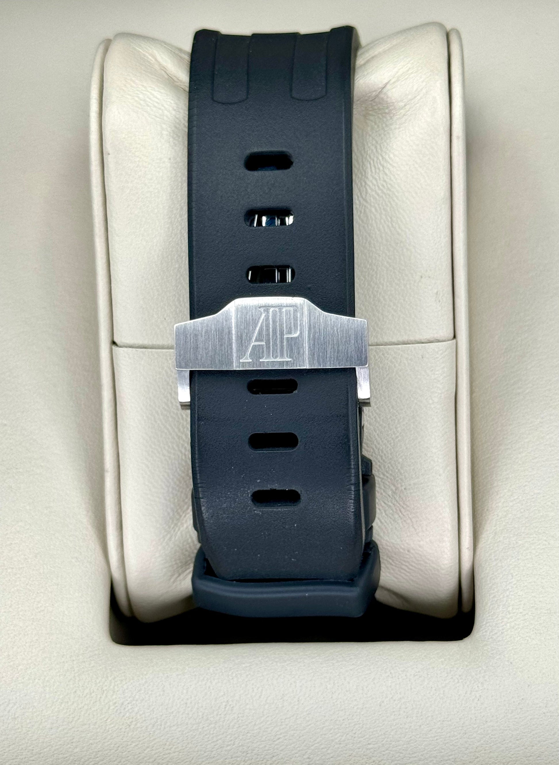 Audemars Piguet Royal Oak 42mm 26170ST  Offshore Volcano - MyWatchLLC