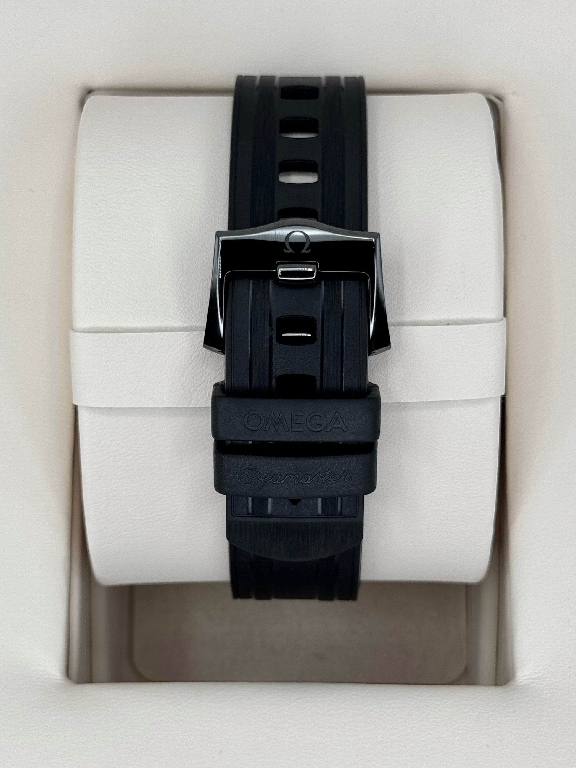 2023 Omega Seamaster 300m 43.5mm 210.92.44.20.01.003 Black Ceramic - MyWatchLLC