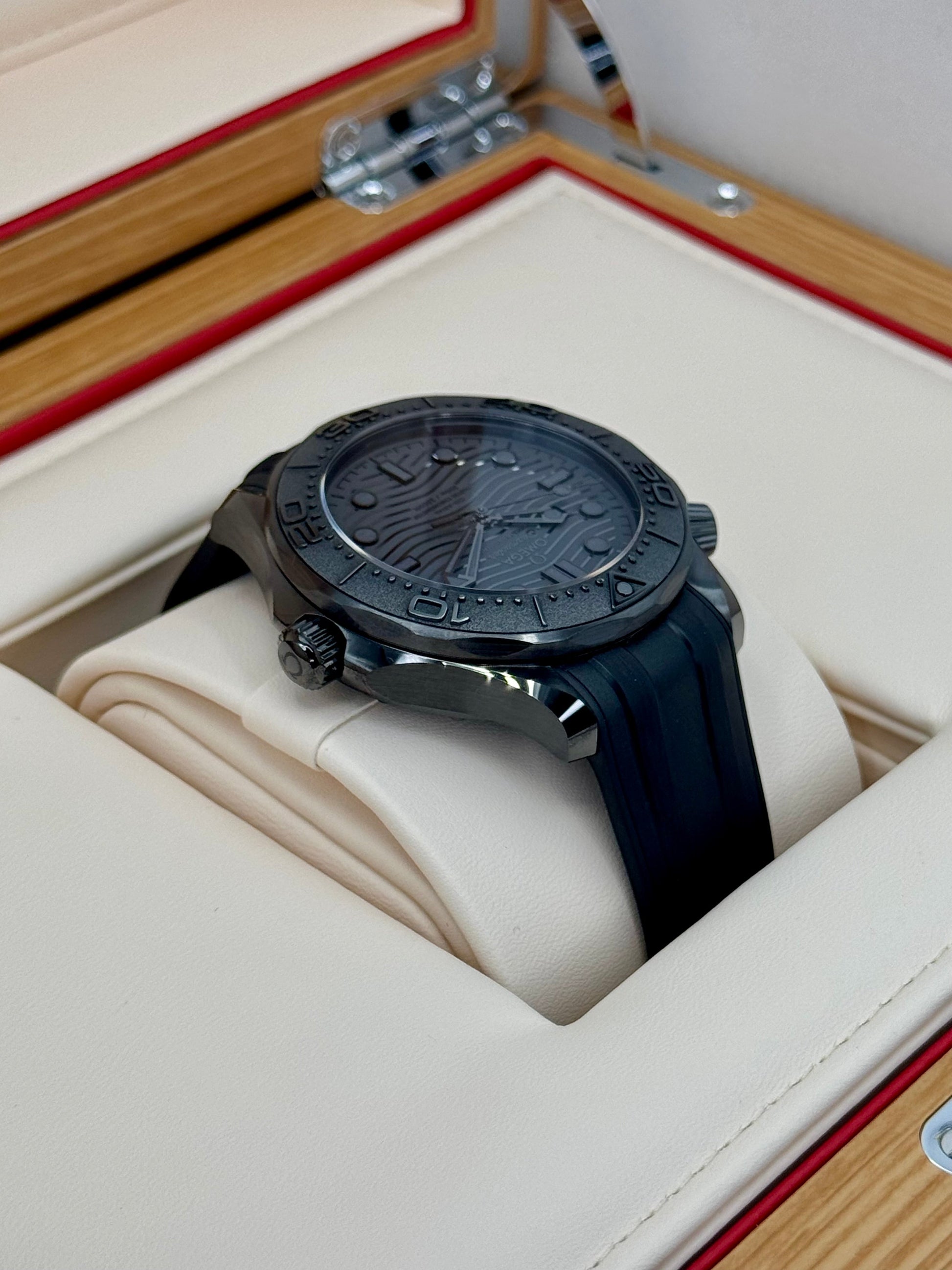 2023 Omega Seamaster 300m 43.5mm 210.92.44.20.01.003 Black Ceramic - MyWatchLLC