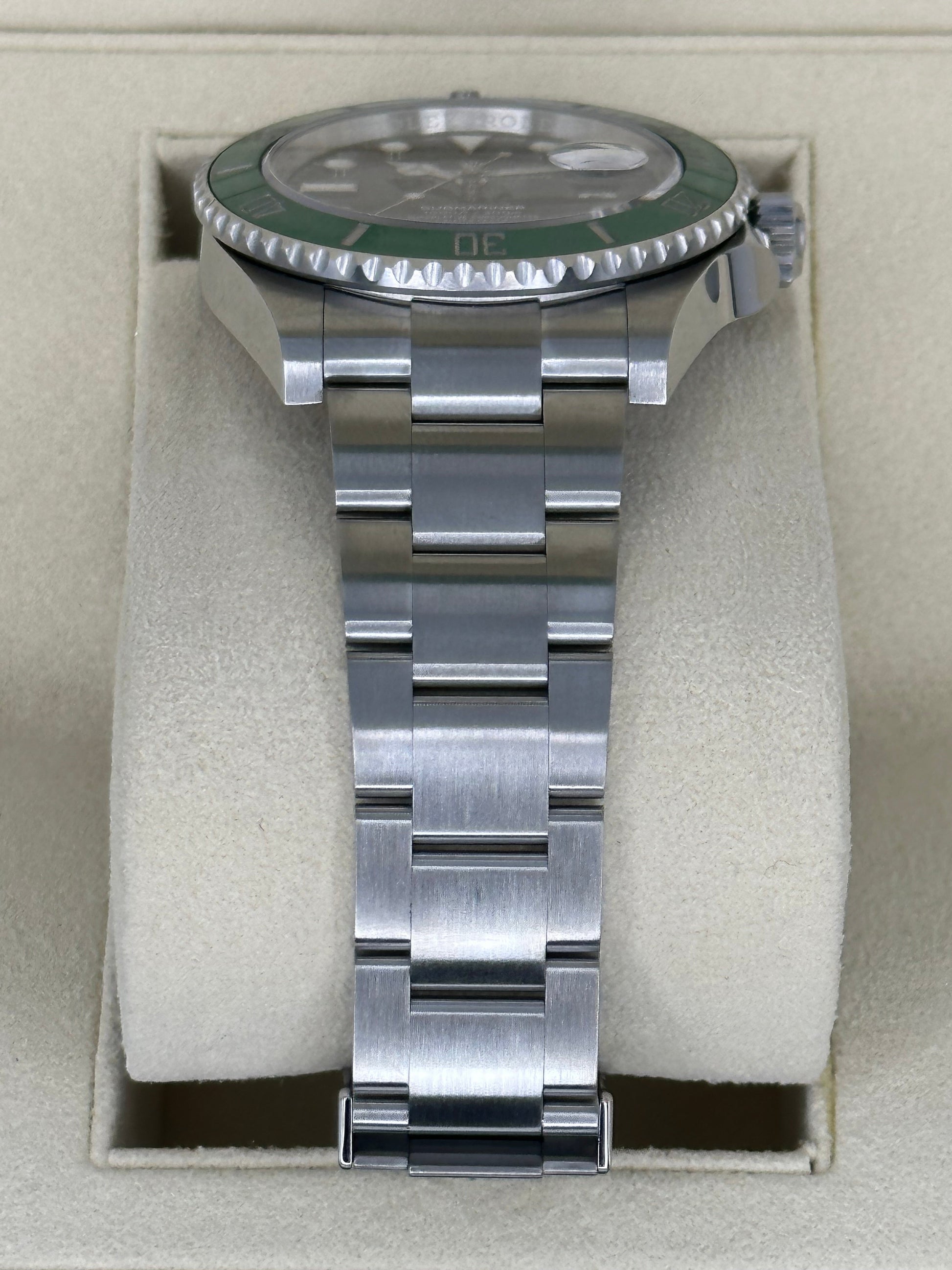 2023 Rolex Submariner Date “Starbucksâ€?41mm 126610LV Oyster Black Dial - MyWatchLLC