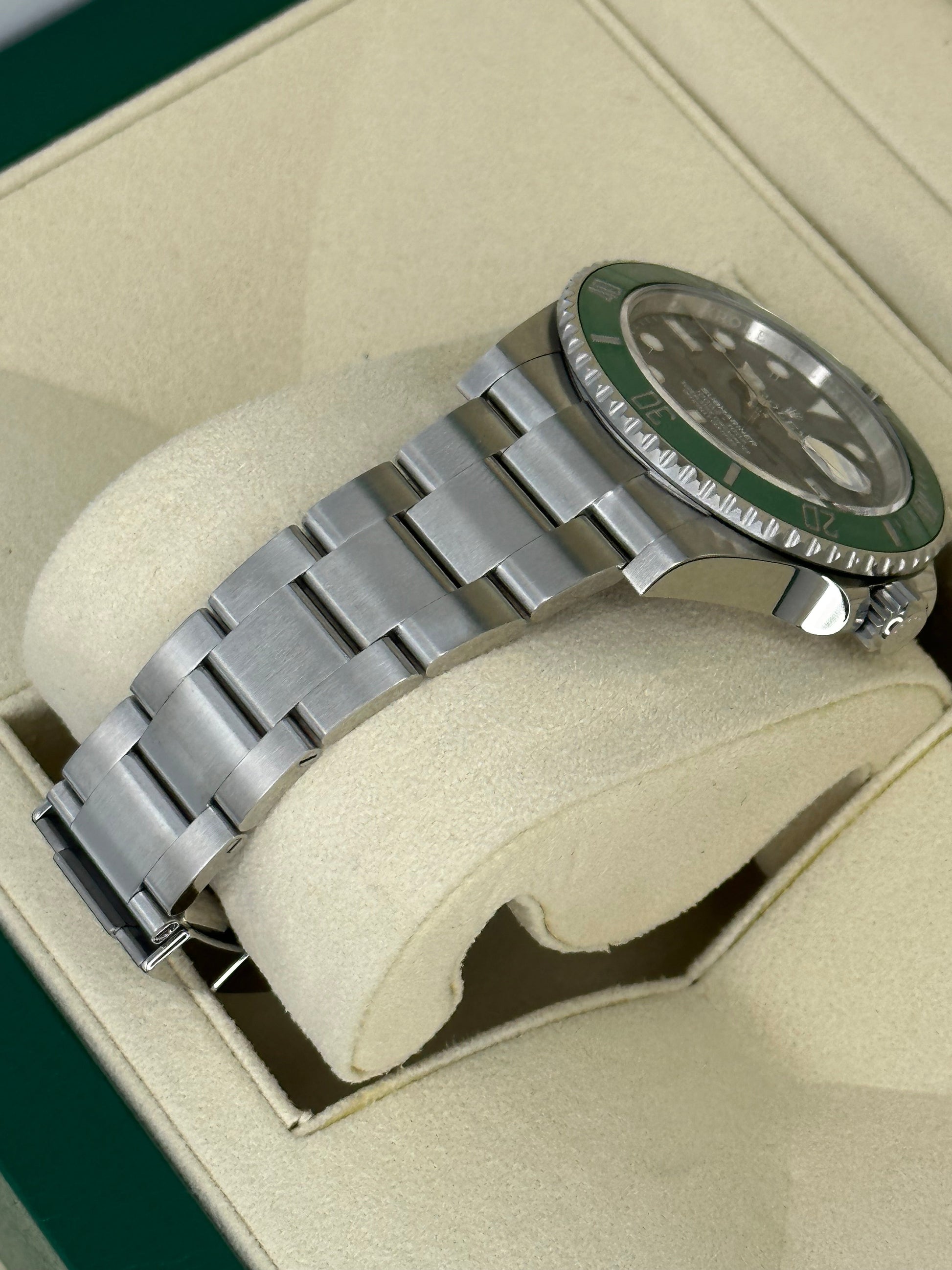 2023 Rolex Submariner Date “Starbucksâ€?41mm 126610LV Oyster Black Dial - MyWatchLLC