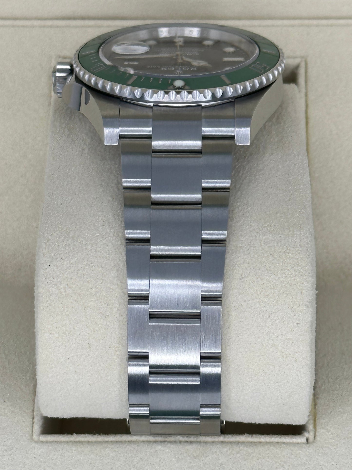 2023 Rolex Submariner Date “Starbucksâ€?41mm 126610LV Oyster Black Dial - MyWatchLLC