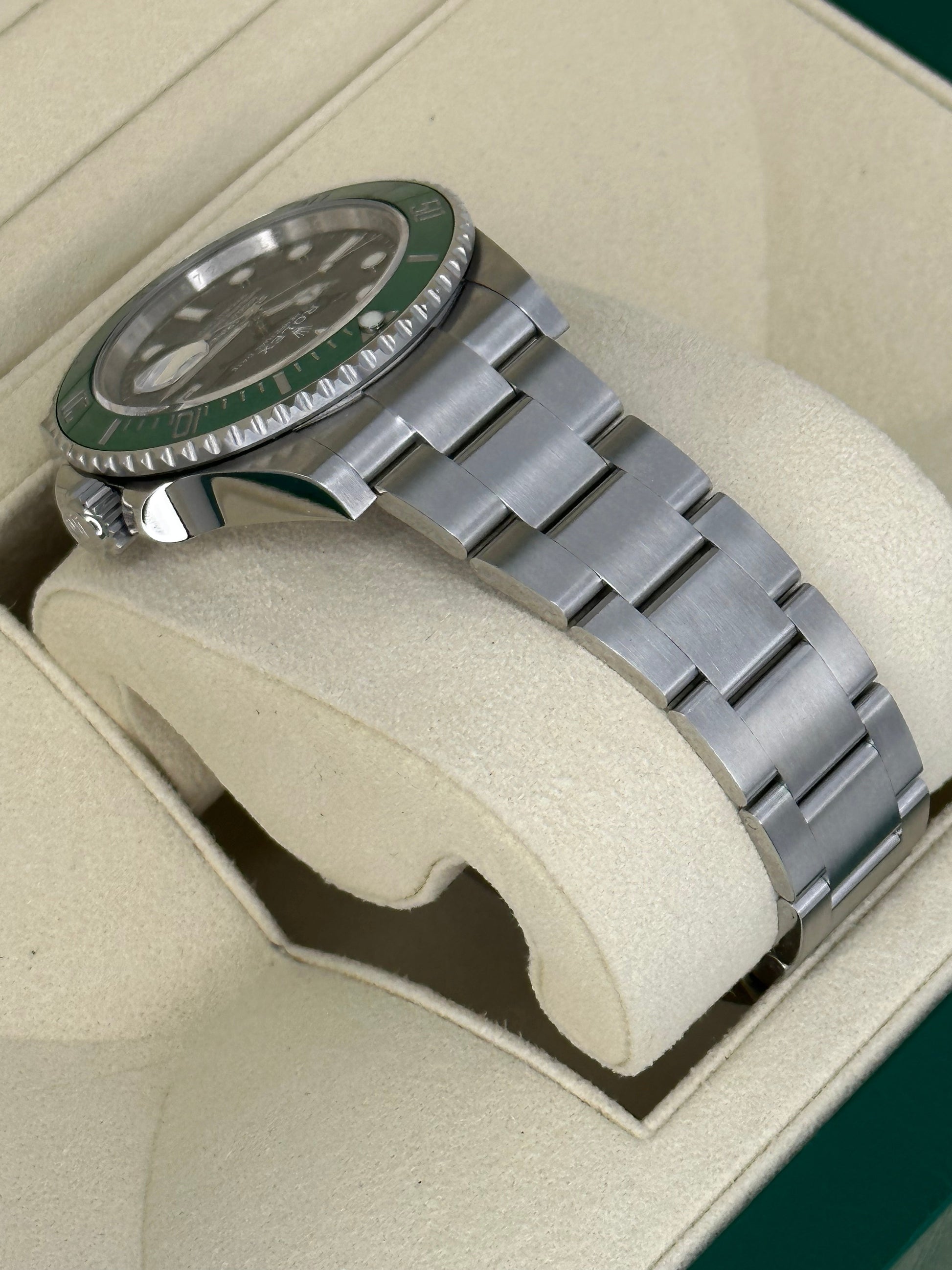 2023 Rolex Submariner Date “Starbucksâ€?41mm 126610LV Oyster Black Dial - MyWatchLLC