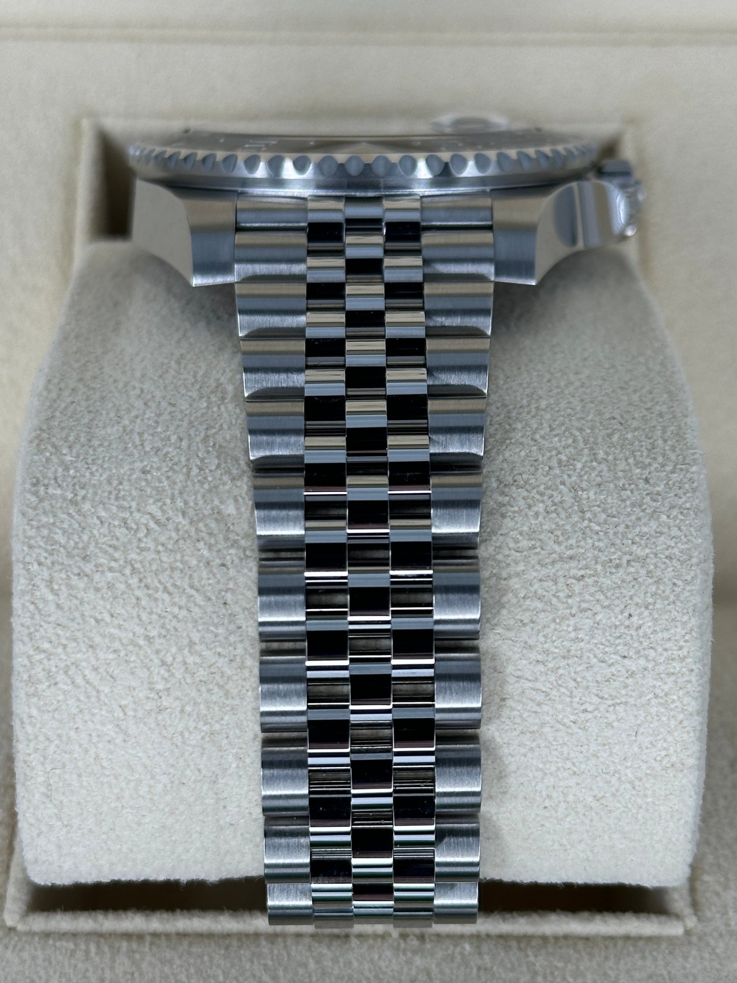 NEW 2023 Rolex GMT-Master II “Spriteâ€?40mm 126720VTNR Jubilee - MyWatchLLC