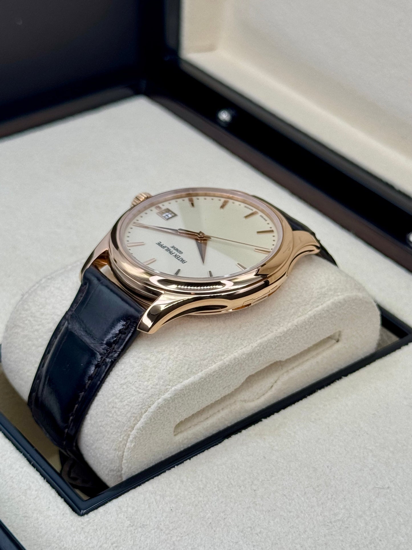 NEW 2022 Patek Philippe Calatrava 39mm 5227R Rose Gold Ivory Dial - MyWatchLLC