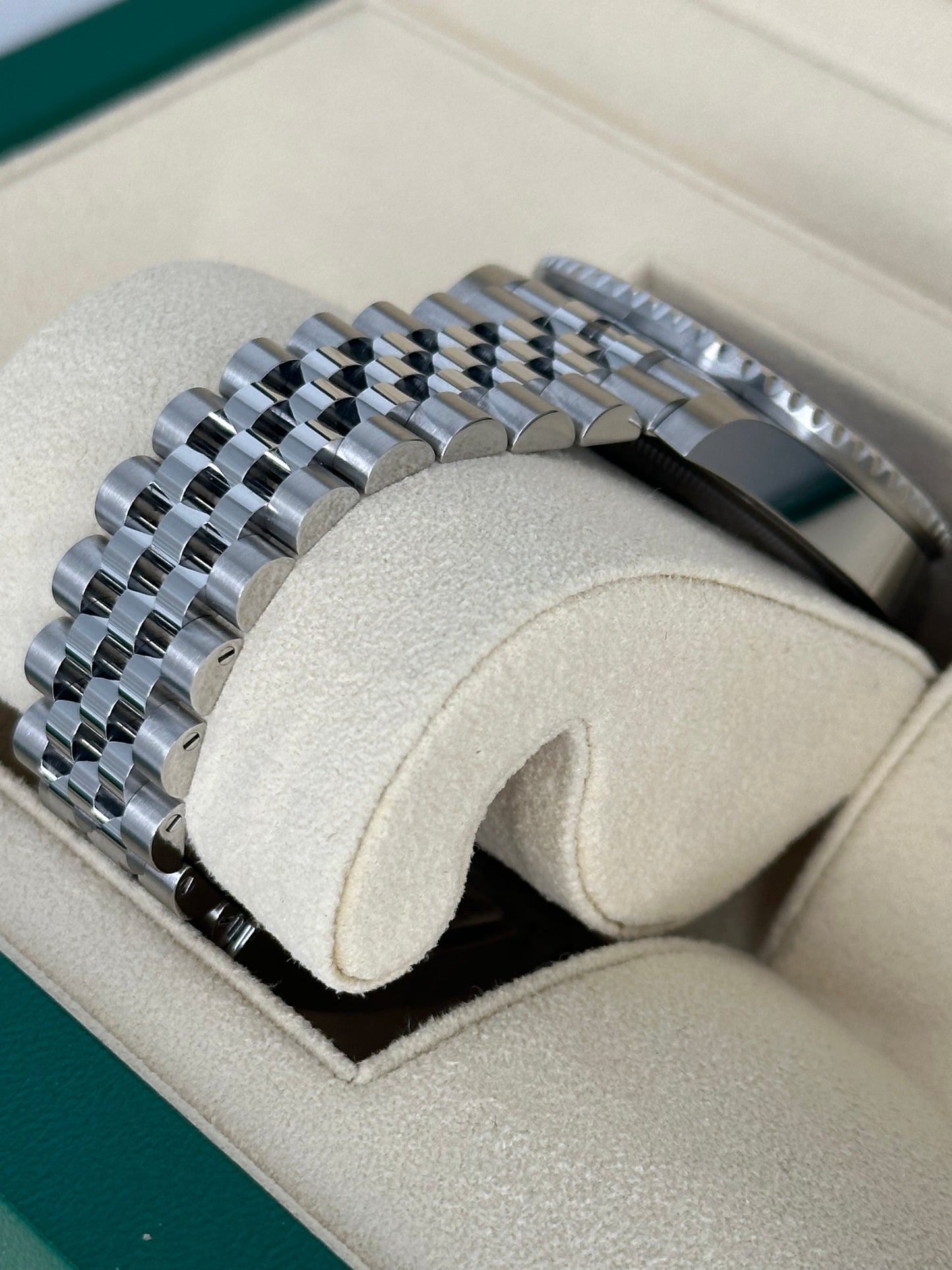 NEW 2023 Rolex GMT-Master II "Pepsi" 40mm 126710BLRO Jubilee Black Dial - MyWatchLLC