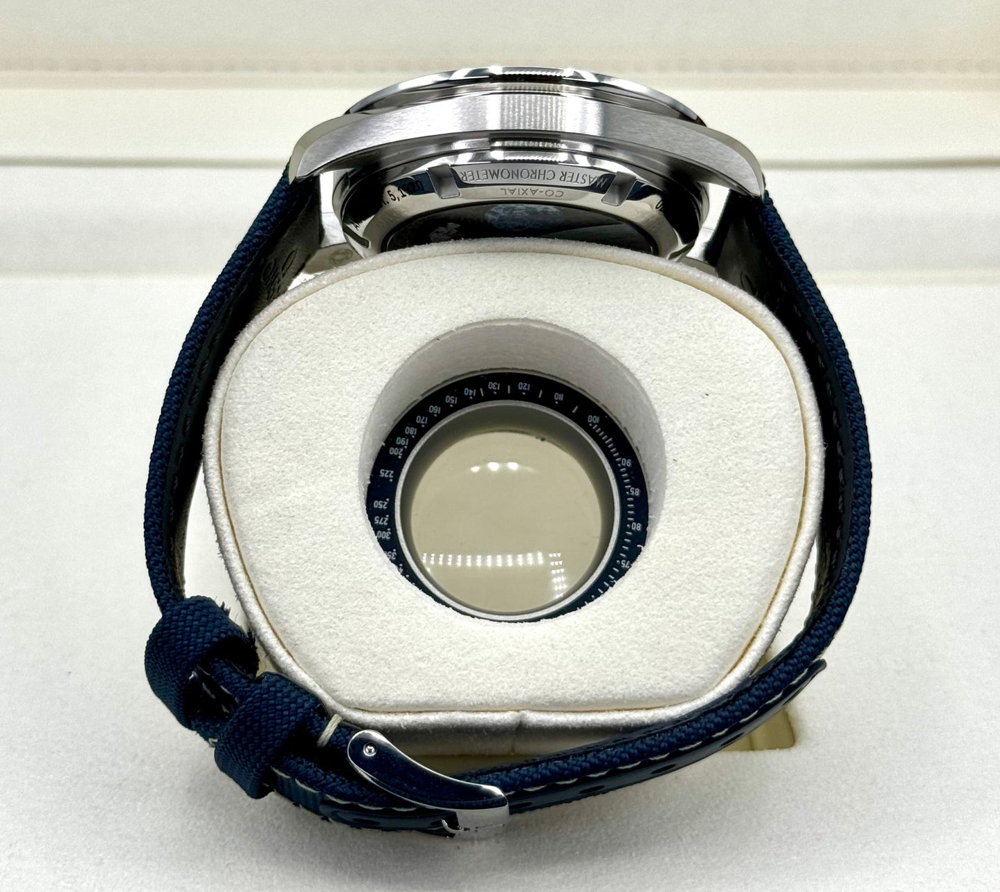 NEW 2024 Omega Speedmaster Silver Snoopy Award 310.32.42.50.02.001 - MyWatchLLC