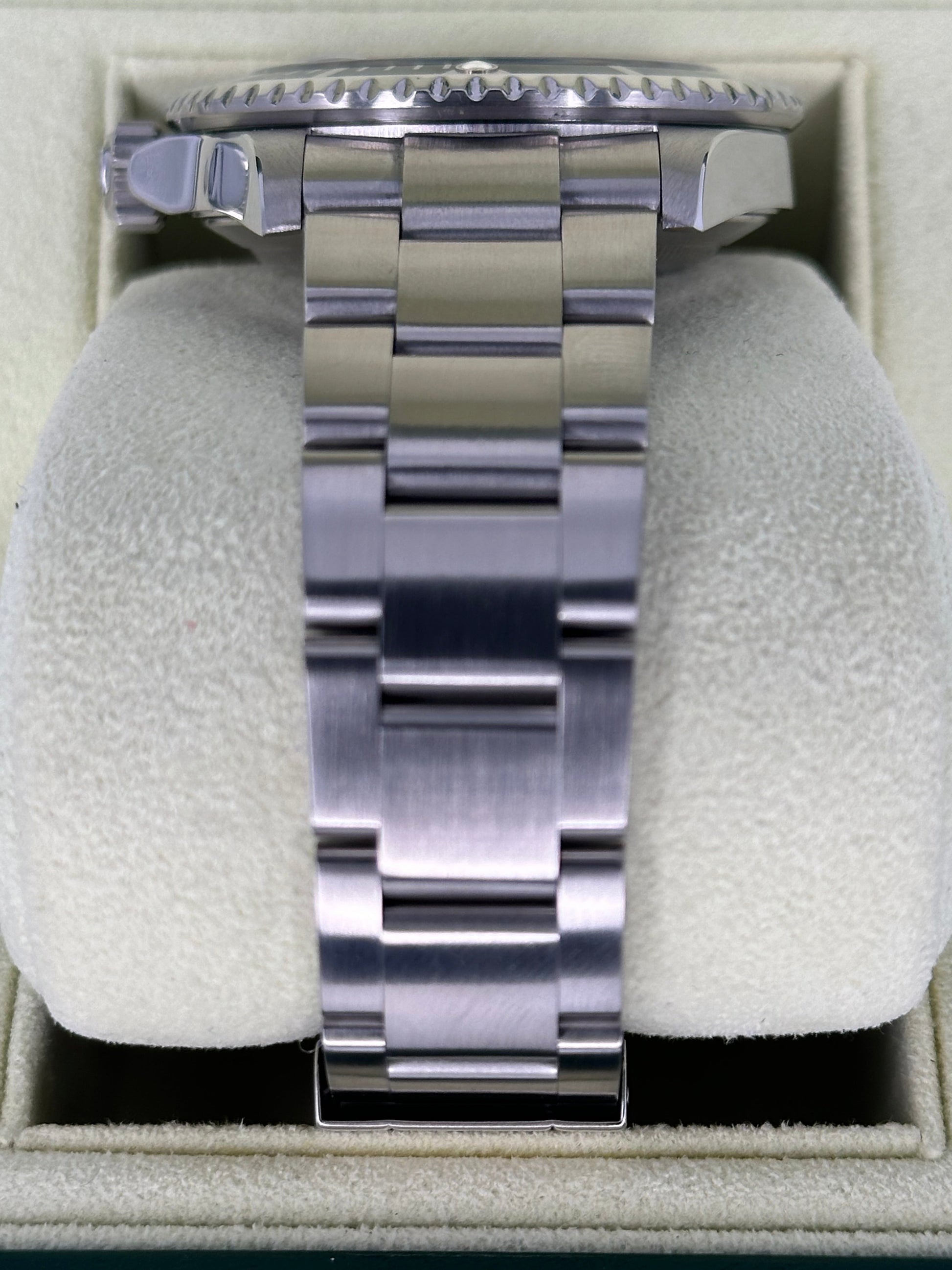 2007 Rolex Submariner Date 40mm 16610 Stainless Steel Black Dial - MyWatchLLC