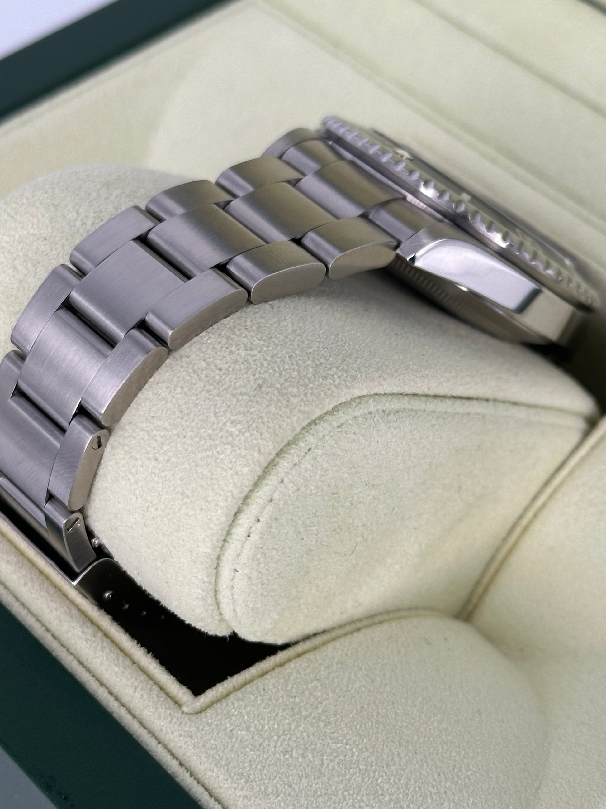 2007 Rolex Submariner Date 40mm 16610 Stainless Steel Black Dial - MyWatchLLC