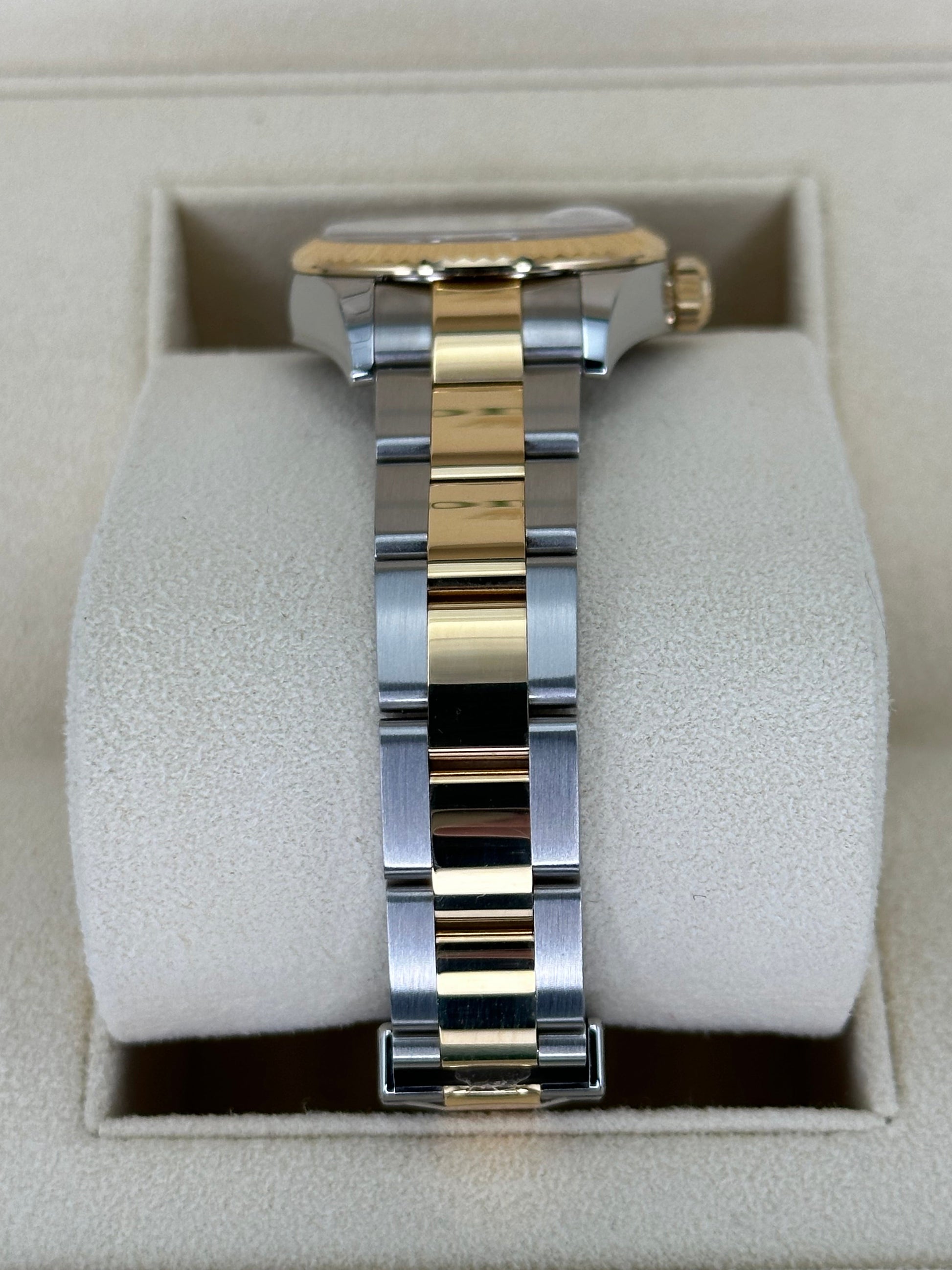 NEW 2022 Rolex Lady Datejust 28mm 279173 - MyWatchLLC