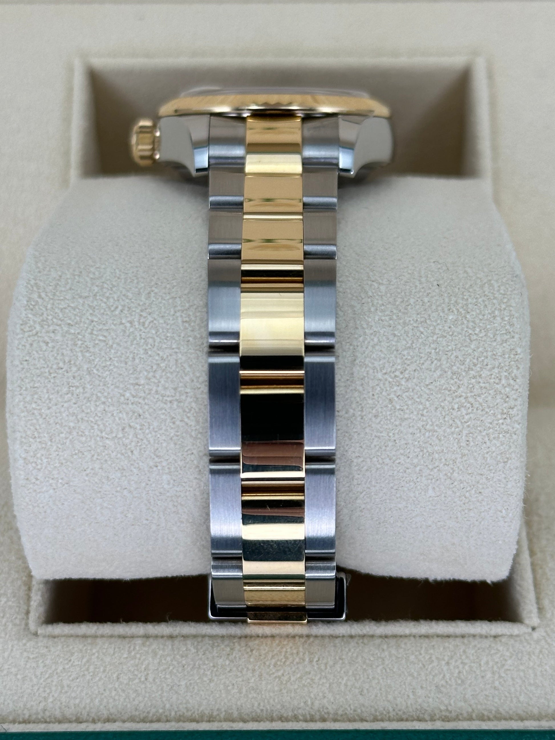 NEW 2022 Rolex Lady Datejust 28mm 279173 - MyWatchLLC